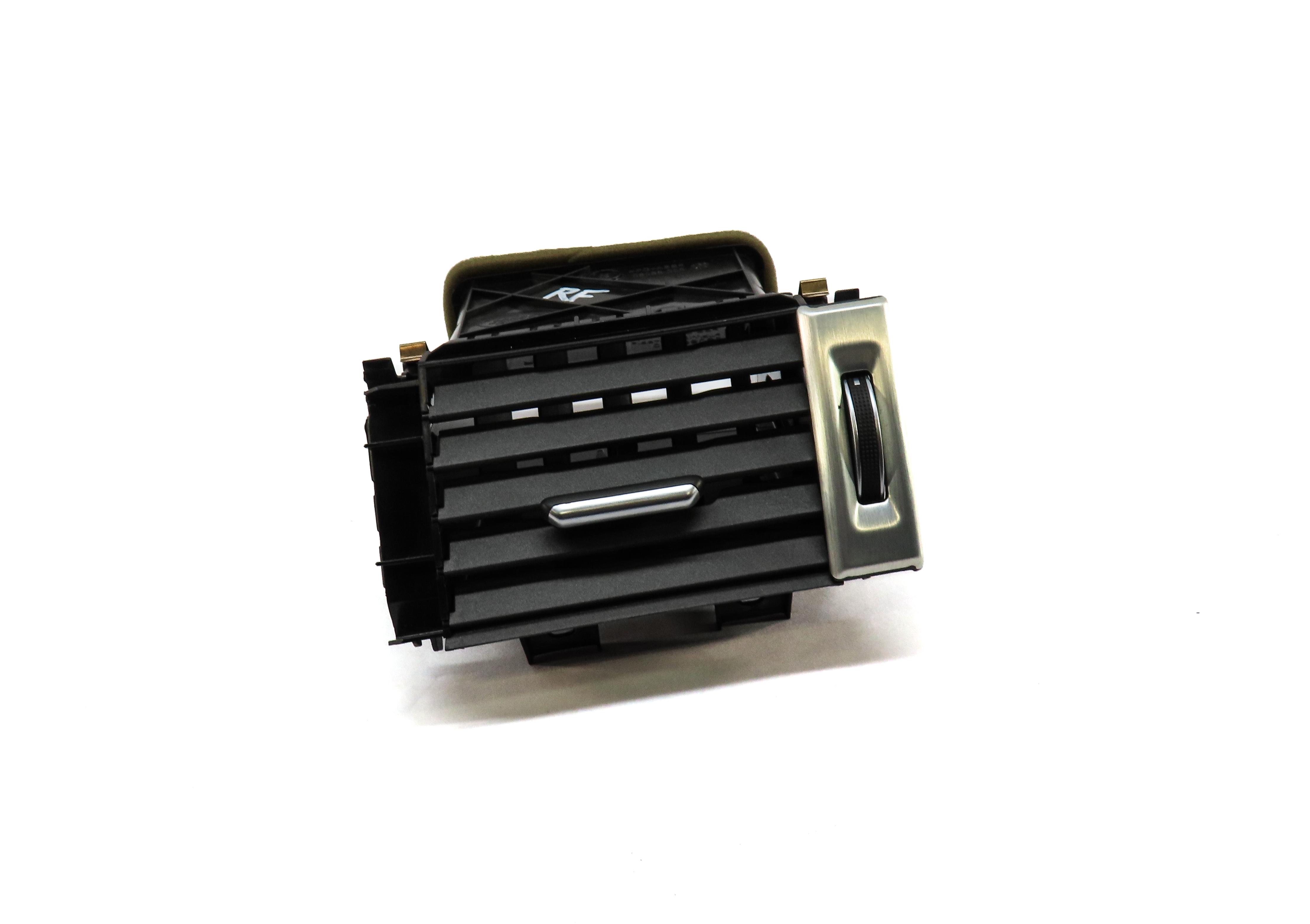 2015 RANGE ROVER EVOQUE (L538) FRONT RIGHT PASSENGER OUTER AC HEATER AIR VENT — exact item pictured