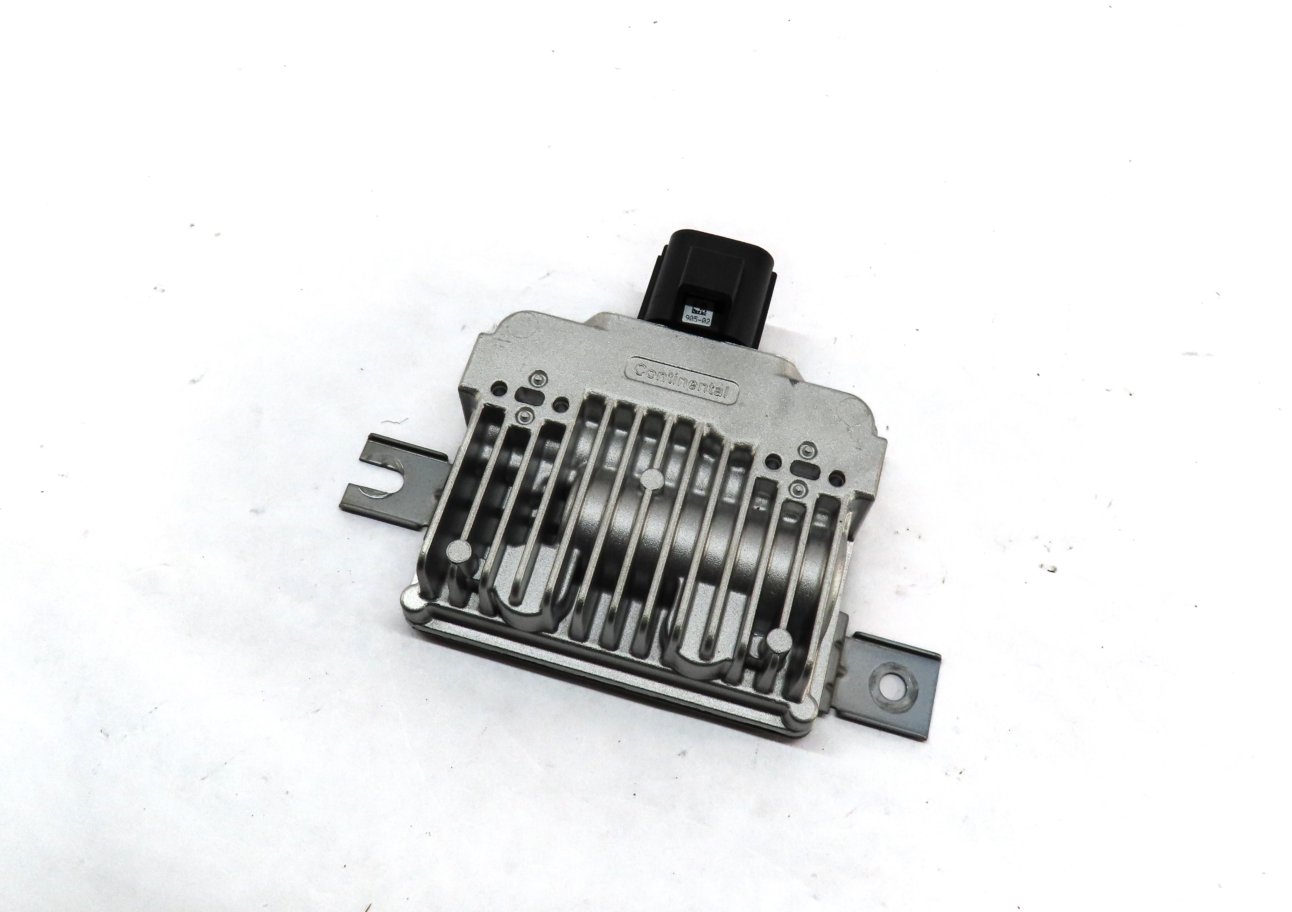 2010-2015 LR2 LR4 EVOQUE RANGE ROVER SPORT (L320 L538) FUEL PUMP CONTROL MODULE — exact item pictured