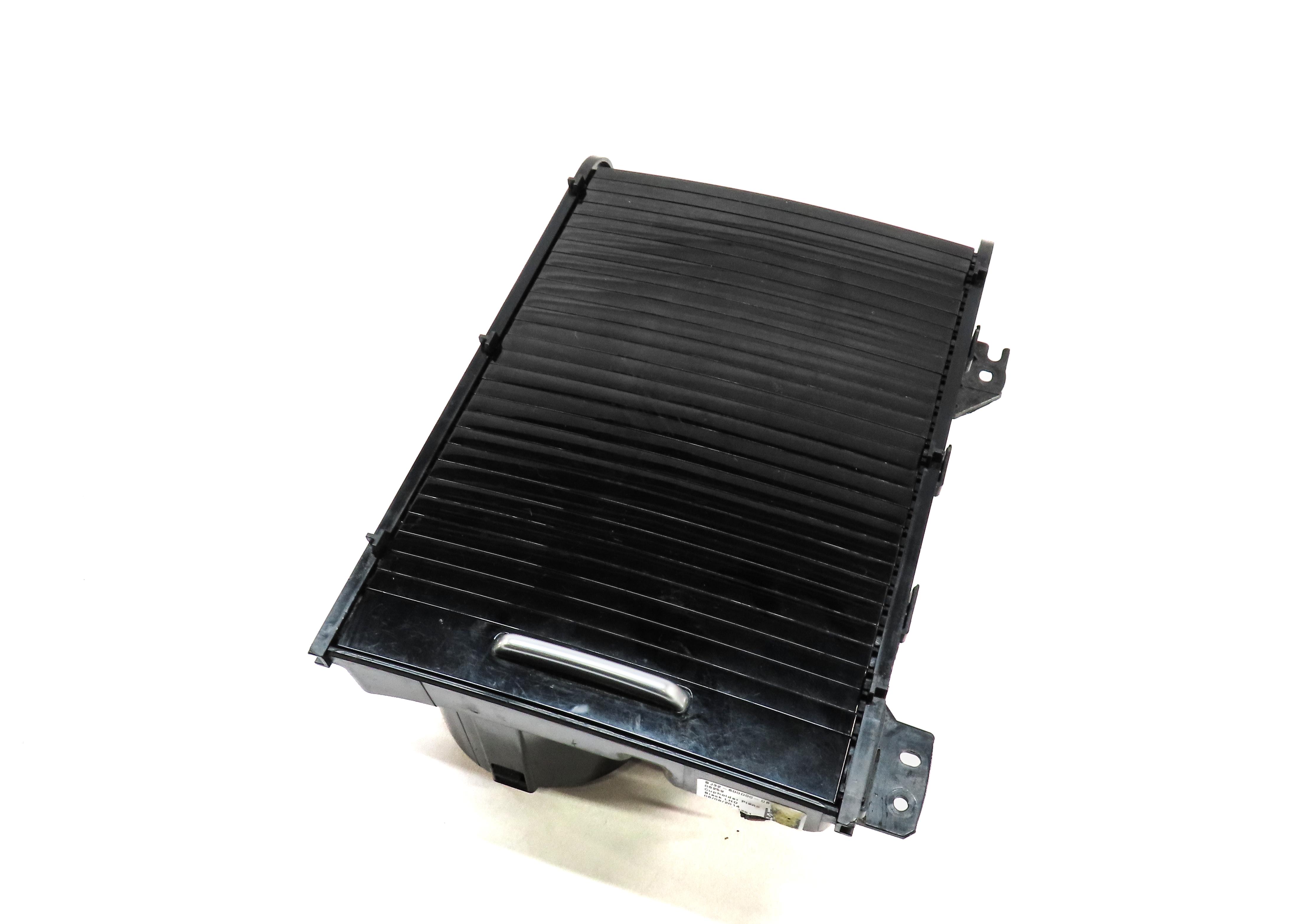 2015 RANGE ROVER EVOQUE L538 FRONT CENTER CONSOLE BLACK CUPHOLDER w/ 12v SOCKET — exact item pictured