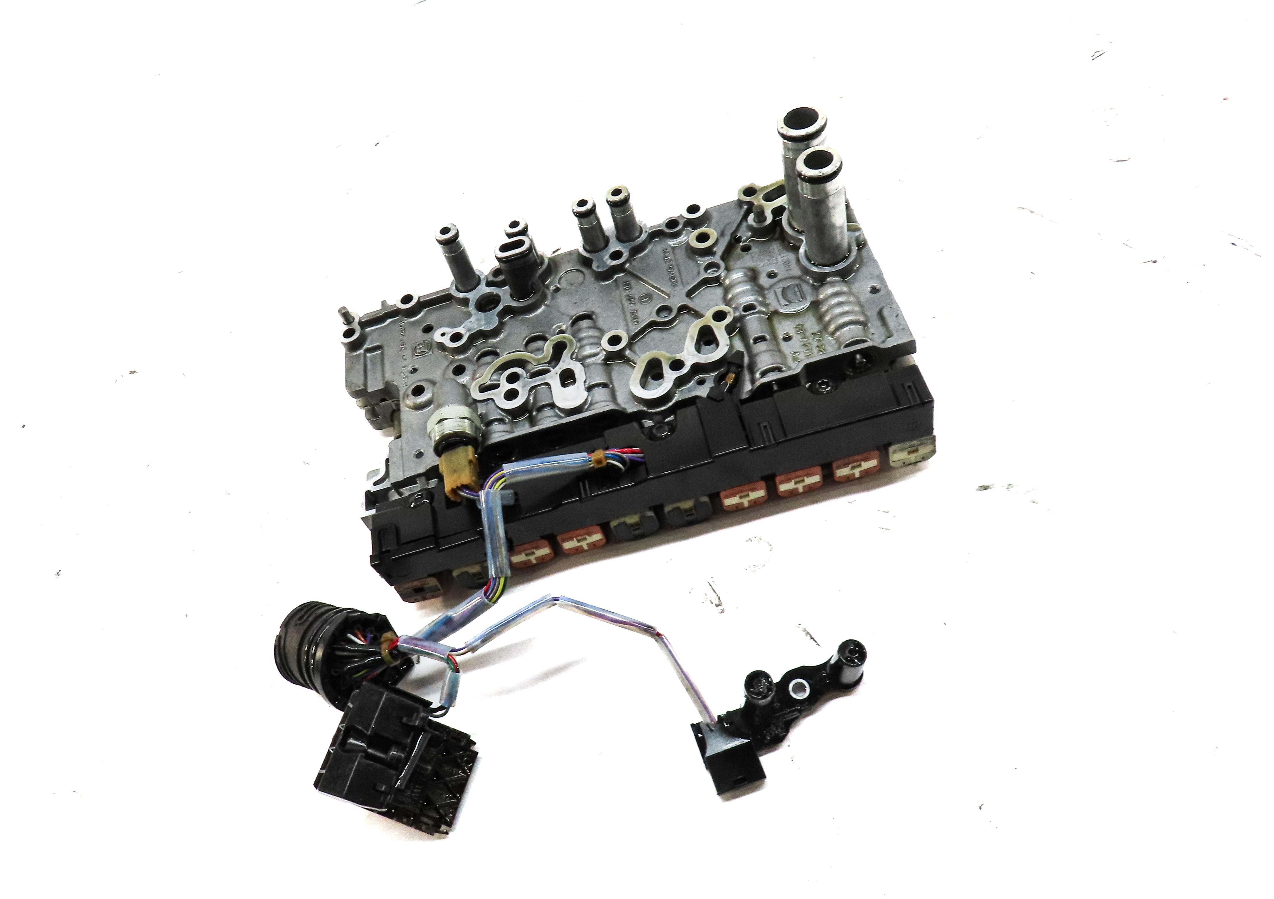 2014-2017 RANGE ROVER EVOQUE DISCOVERY SPORT (L538 L550) TRANSMISSION VALVE BODY — exact item pictured