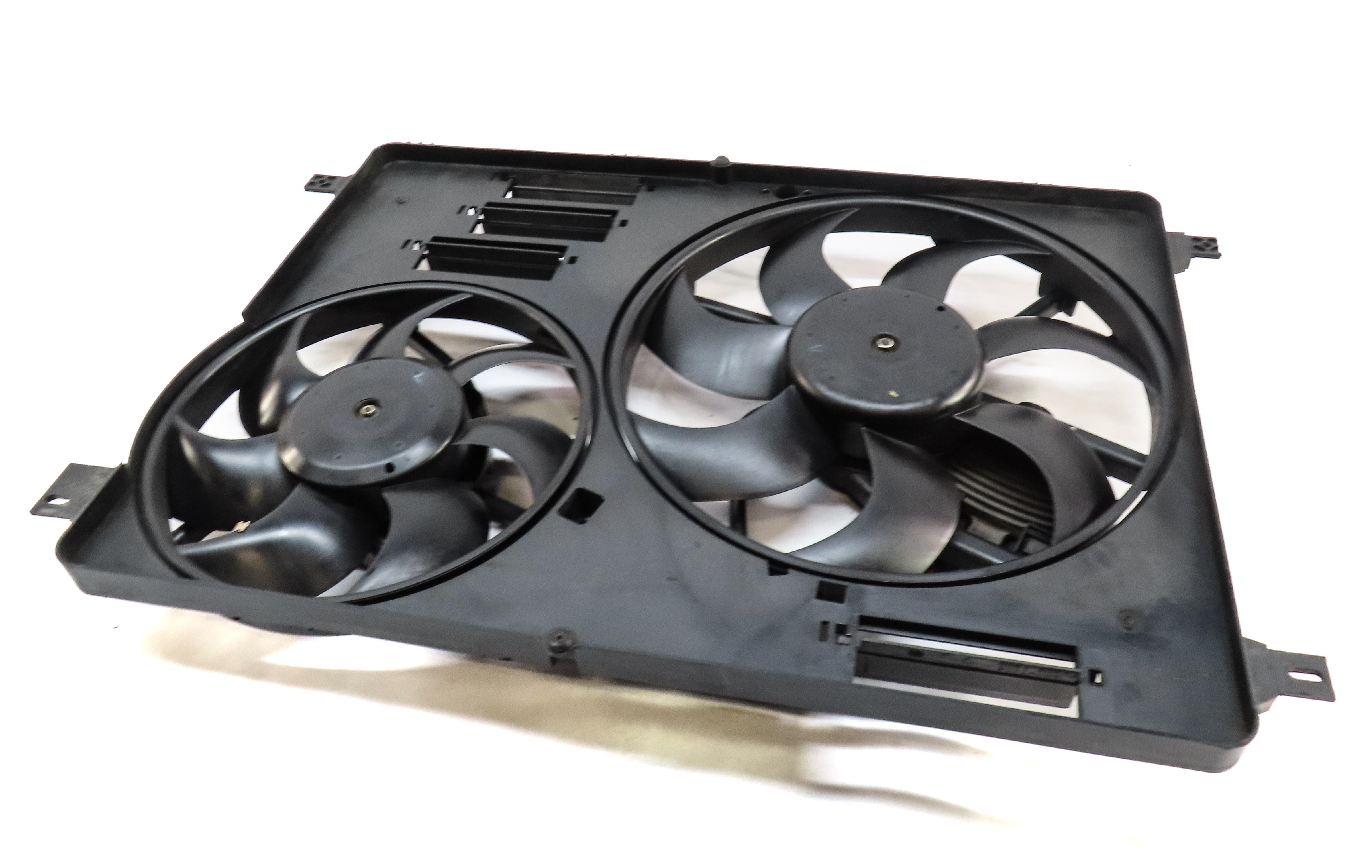 12-17 LR2 DISCOVERY SPORT RANGE ROVER EVOQUE (L538 L550) RADIATOR COOLING FAN — exact item pictured