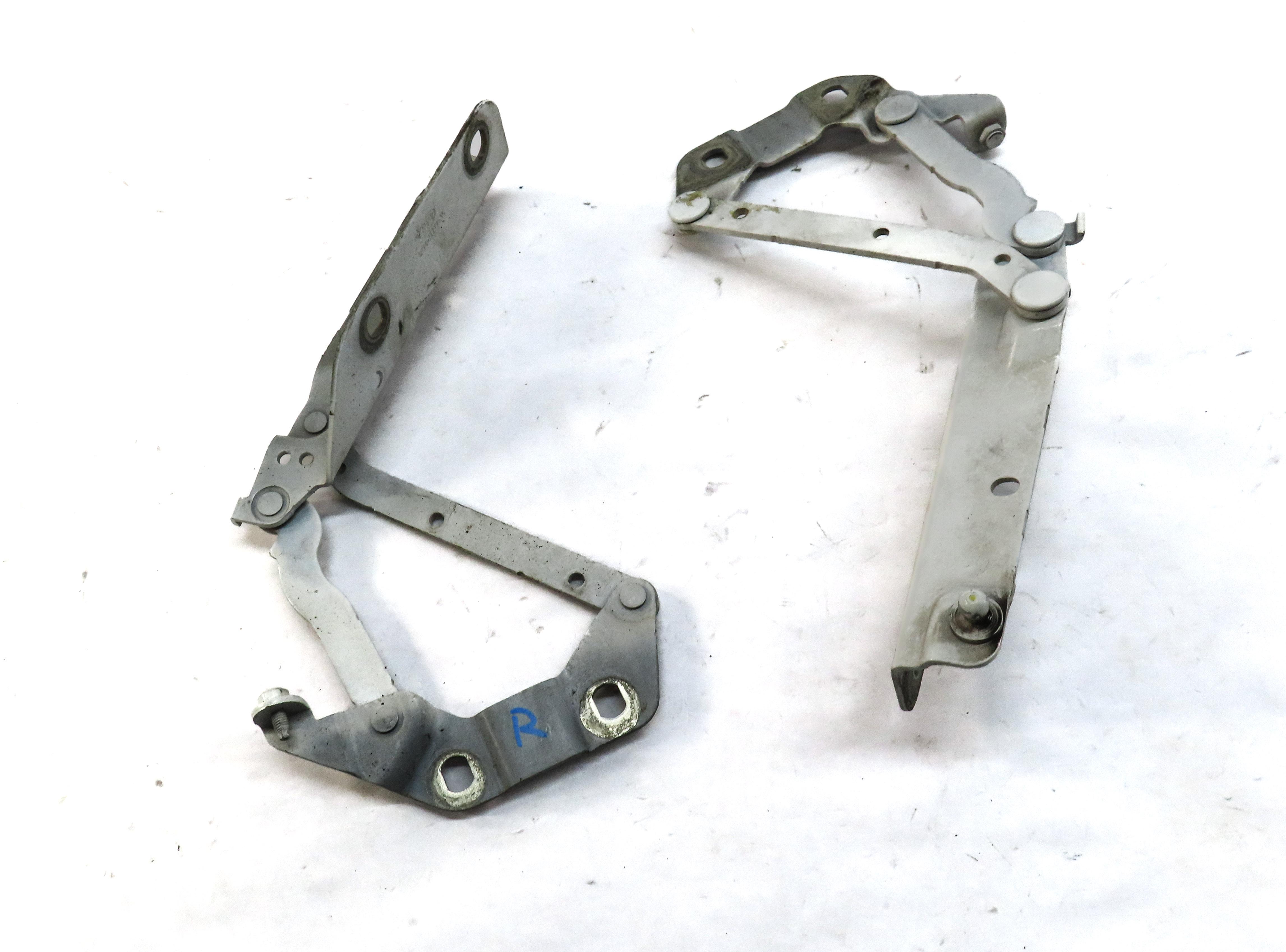 08-19 LAND ROVER LR2 RANGE ROVER EVOQUE (L538) FRONT HOOD HINGE SET (FUJI WHITE) — exact item pictured