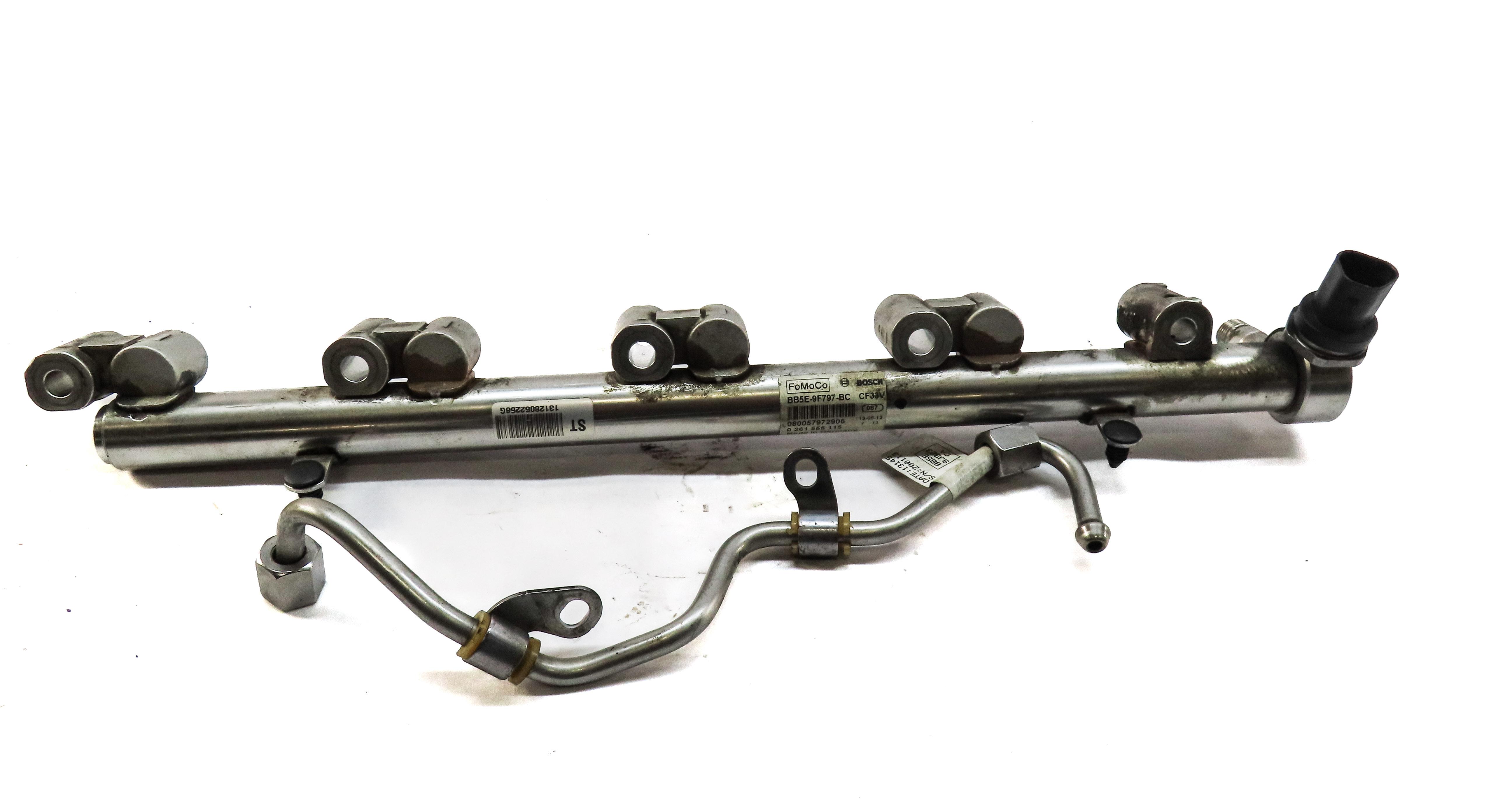 2013 LAND RANGE ROVER EVOQUE L538 2.0L TURBO ENGINE FUEL RAIL w/ LINES & SENSOR — exact item pictured