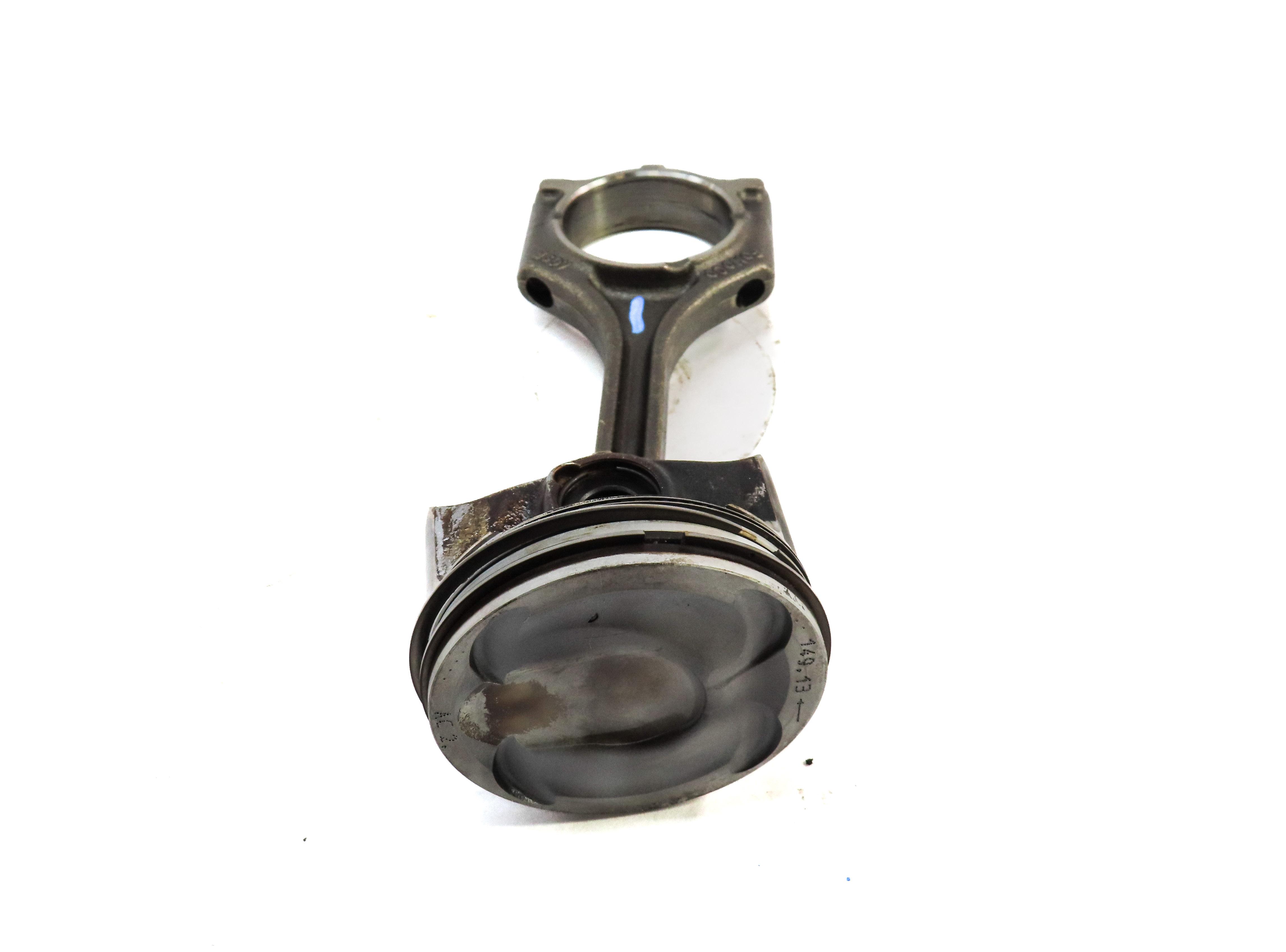 2013 LAND RANGE ROVER EVOQUE (L538) 2.0L TURBO ENGINE CONNECTING ROD & PISTON — exact item pictured