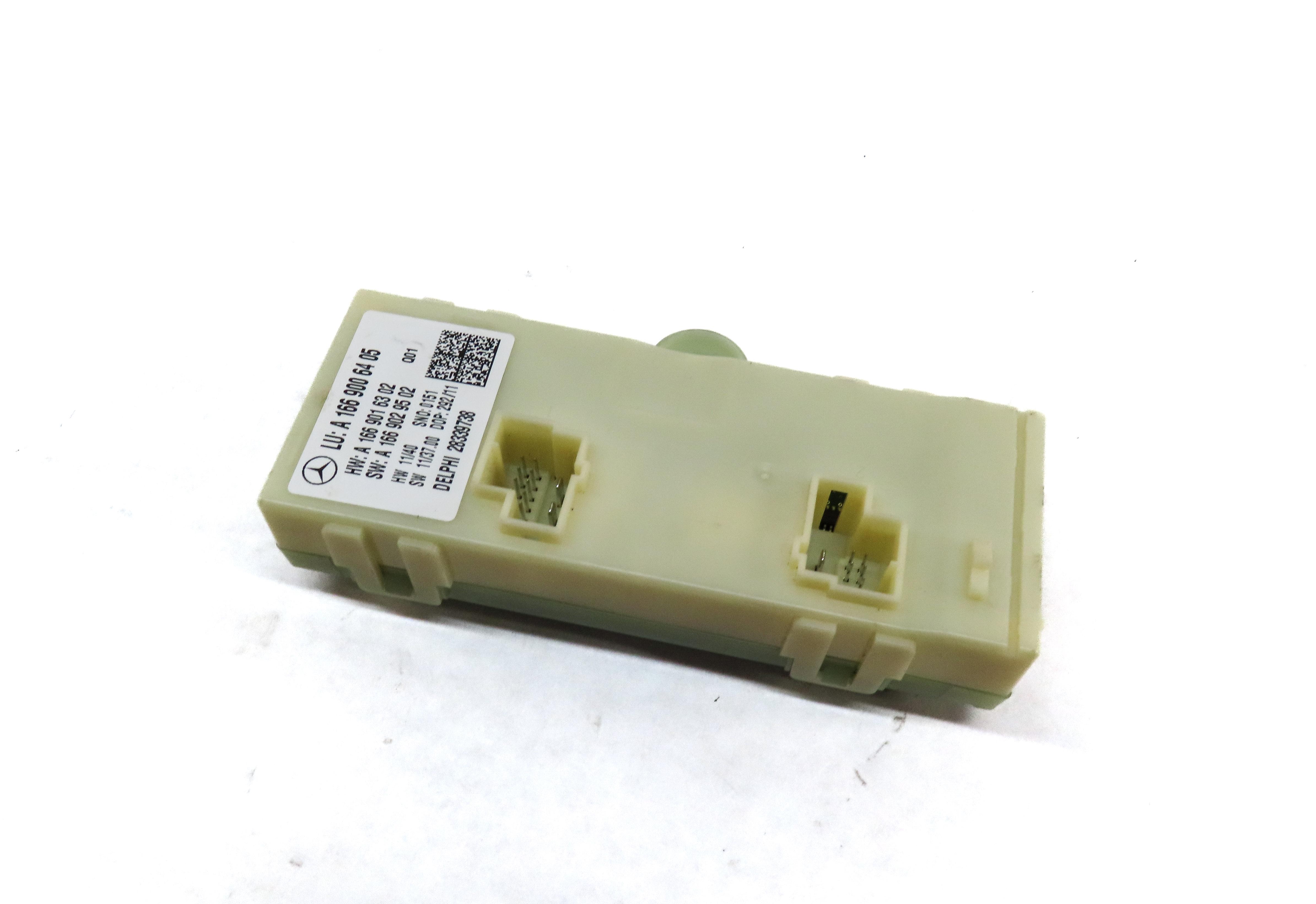 12-16 MERCEDES GL ML CLASS (W166 X166) REAR TRUNK LIFT LIFTGATE CONTROL MODULE — exact item pictured