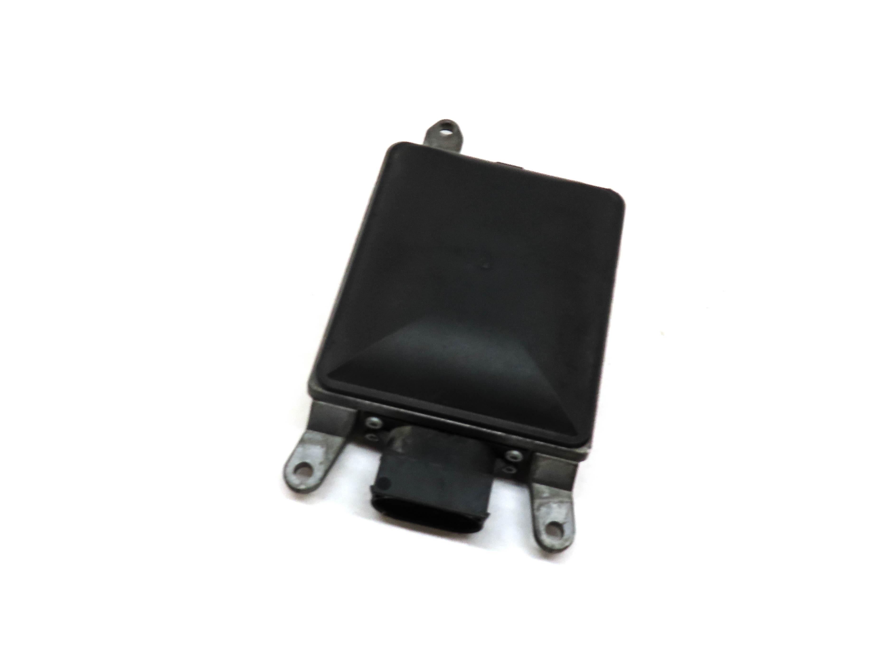 2013-2018 PORSCHE AUDI A4 A5 Q5 S4 S5 CAYENNE MACAN BLIND SPOT MODULE (SLAVE) — exact item pictured