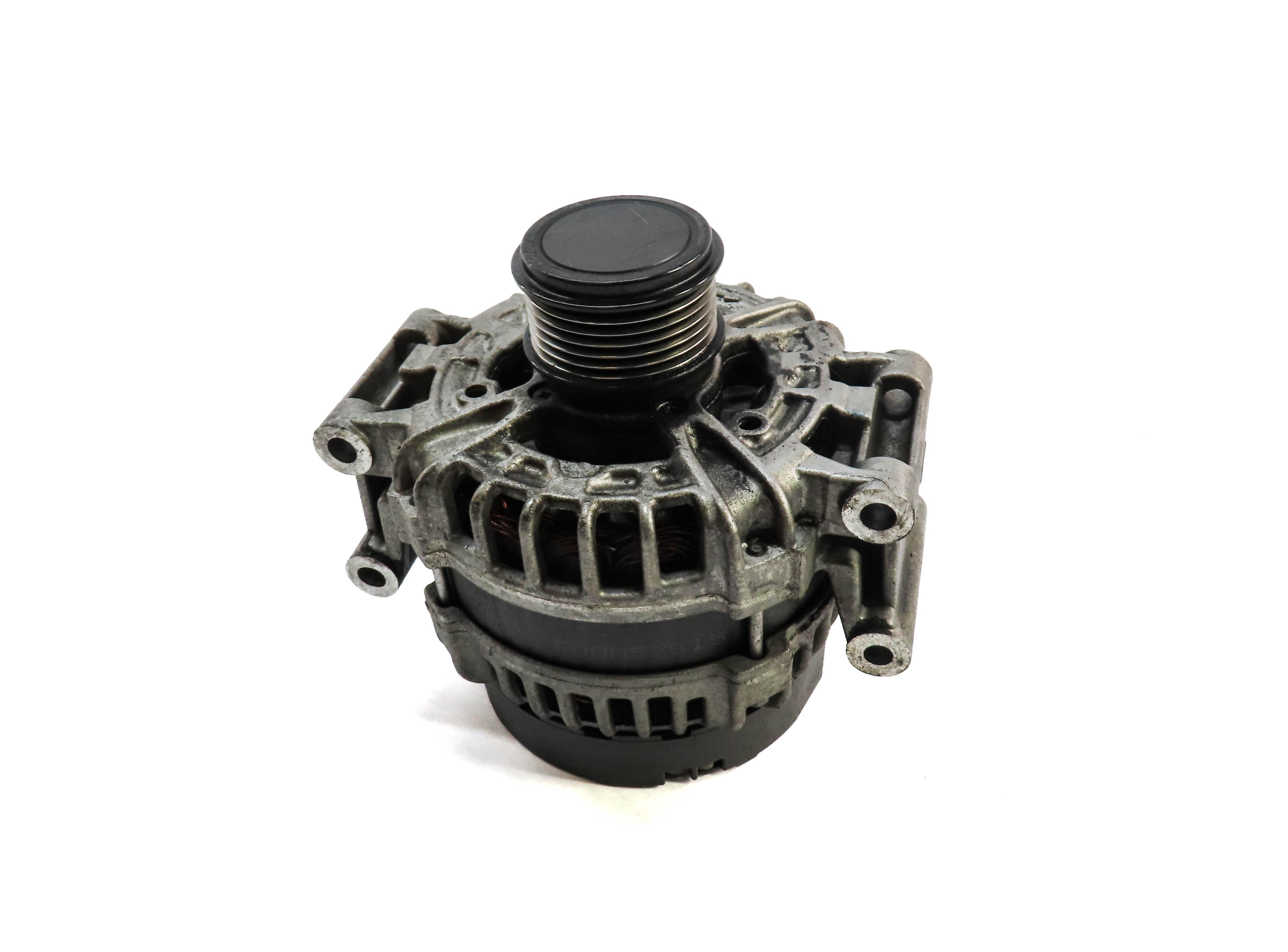 13-17 AUDI A4 A5 (B8 8K 8T) 2.0L TURBO ENGINE BOSCH ALTERNATOR — exact item pictured
