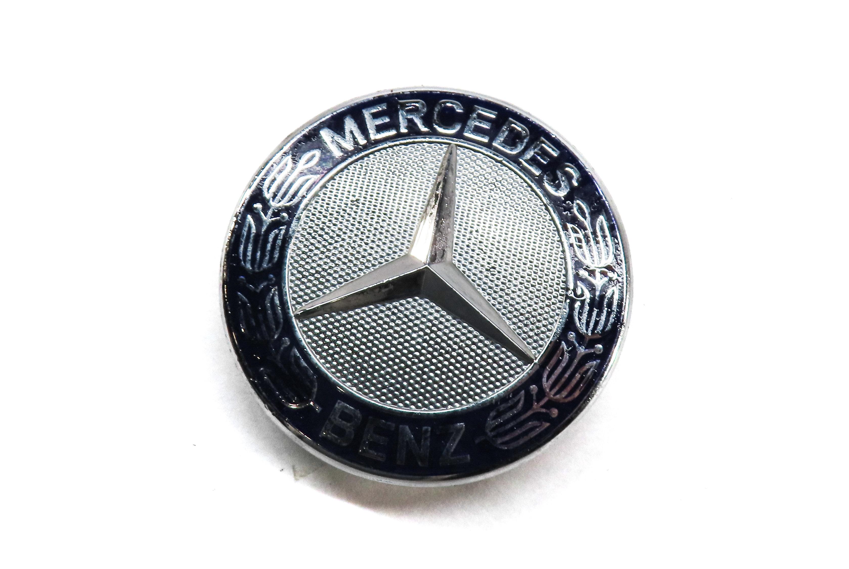 2014 MERCEDES C250 SEDAN (W204) FRONT HOOD EMBLEM LOGO BADGE 2048170616 — exact item pictured