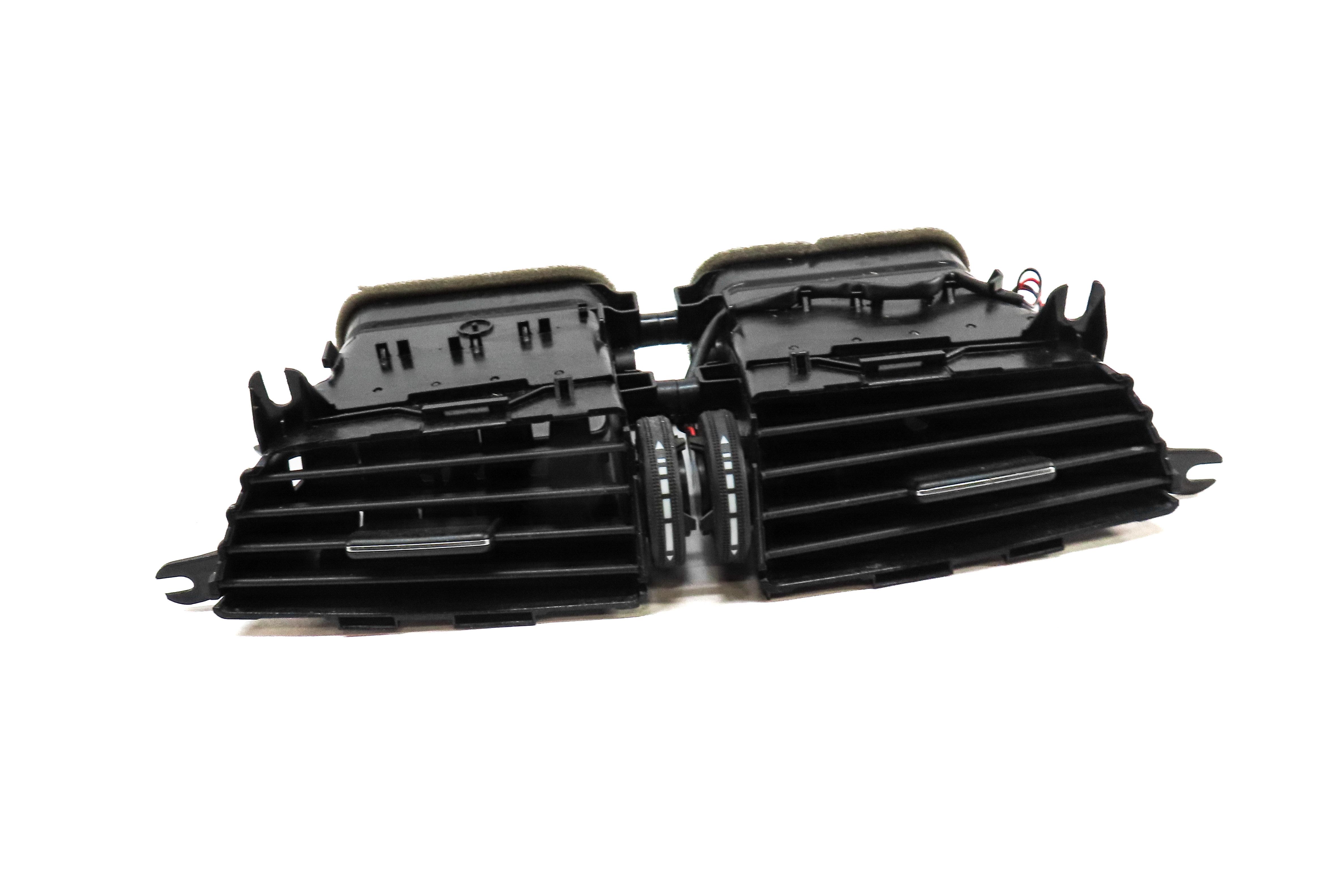2014 MERCEDES C250 SEDAN (W204) FRONT CENTER DASH HVAC A/C HEATER AIR VENT BLACK — exact item pictured