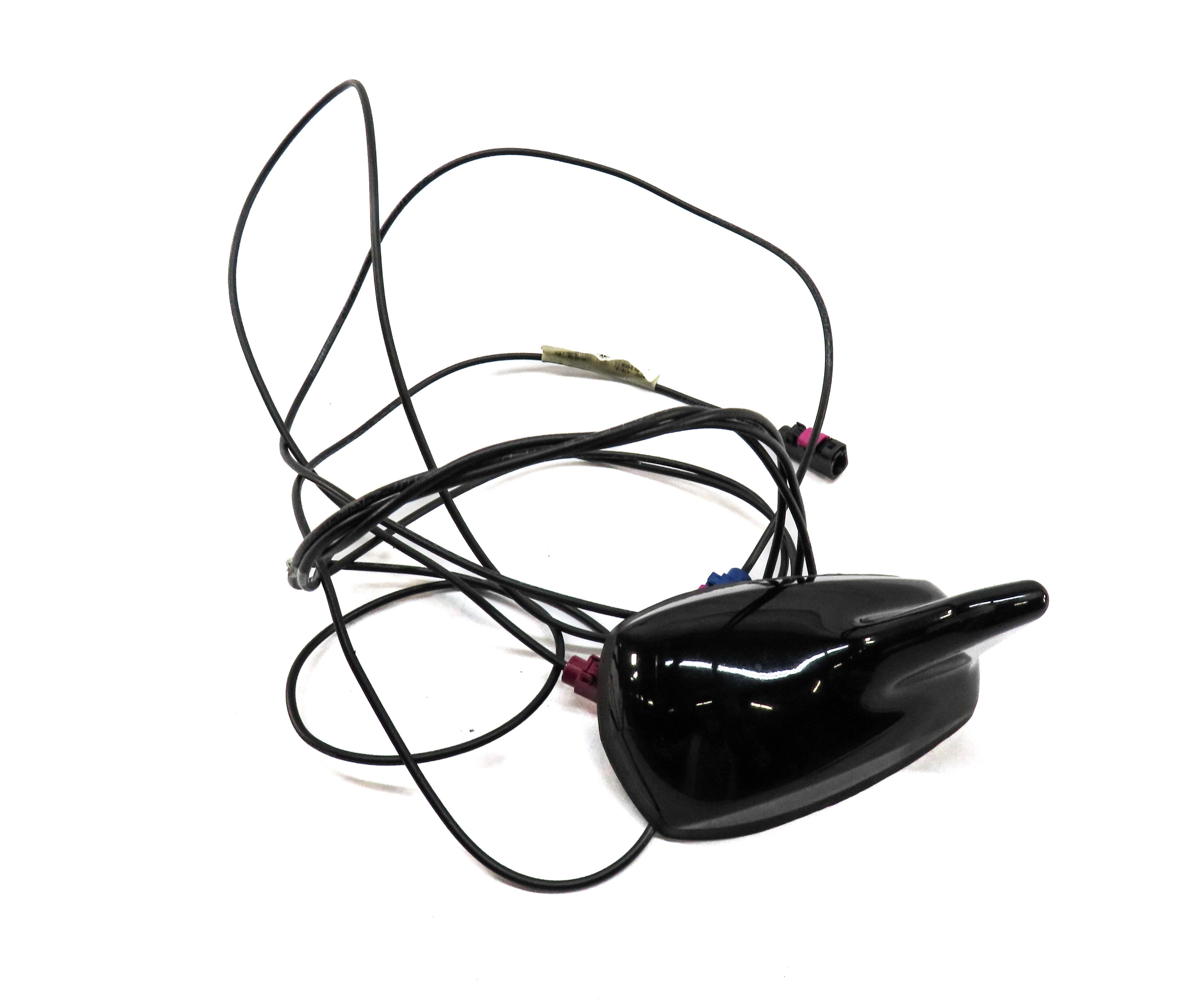 2014 MERCEDES C250 SEDAN (W204) ROOF SHARK FIN ANTENNA w/ CABLES (BLACK 040U) — exact item pictured