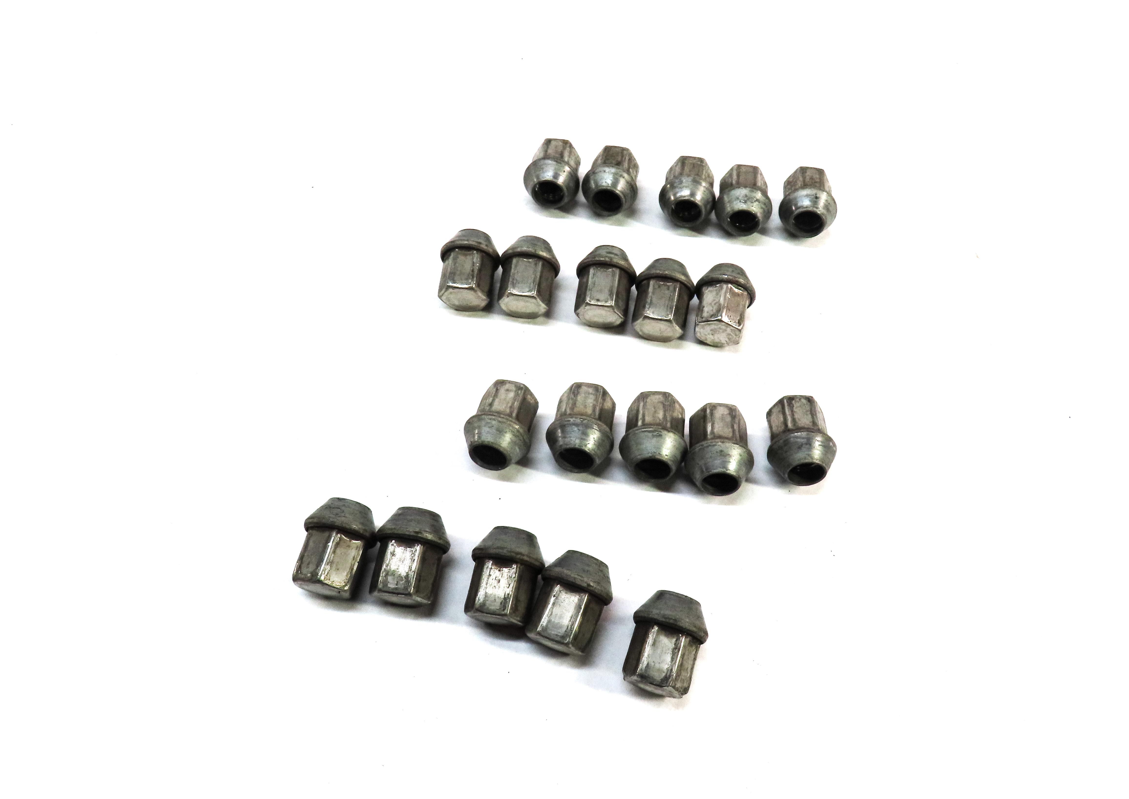 2008-2020 LAND ROVER LR2 DISCOVERY SPORT RANGE ROVER EVOQUE VALAR LUG NUT SET/20 — exact item pictured