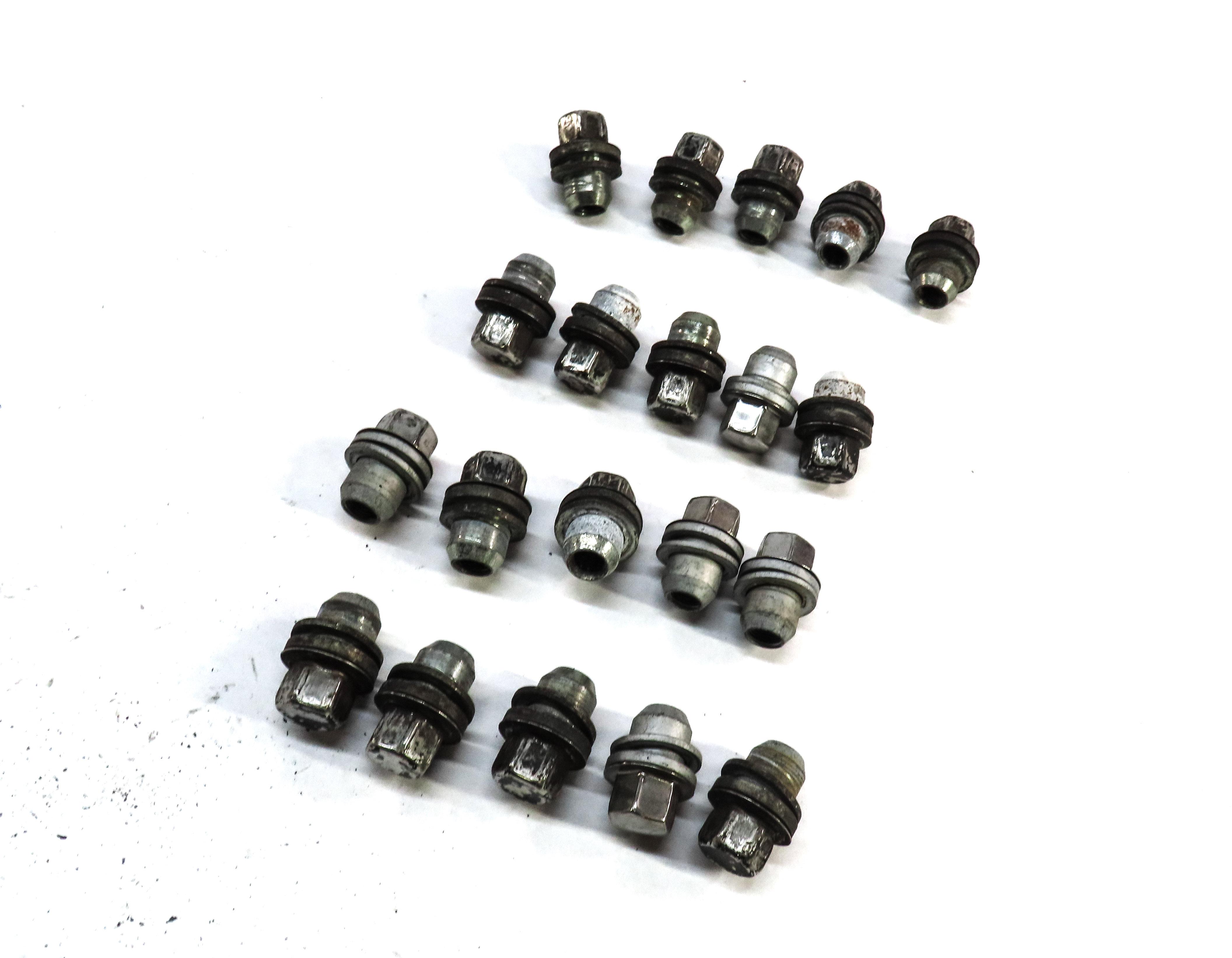 2005-2018 LR3 LR4 DISCOVERY RANGE ROVER SPORT WHEEL TIRE RIM LUG NUT SET (20) — exact item pictured