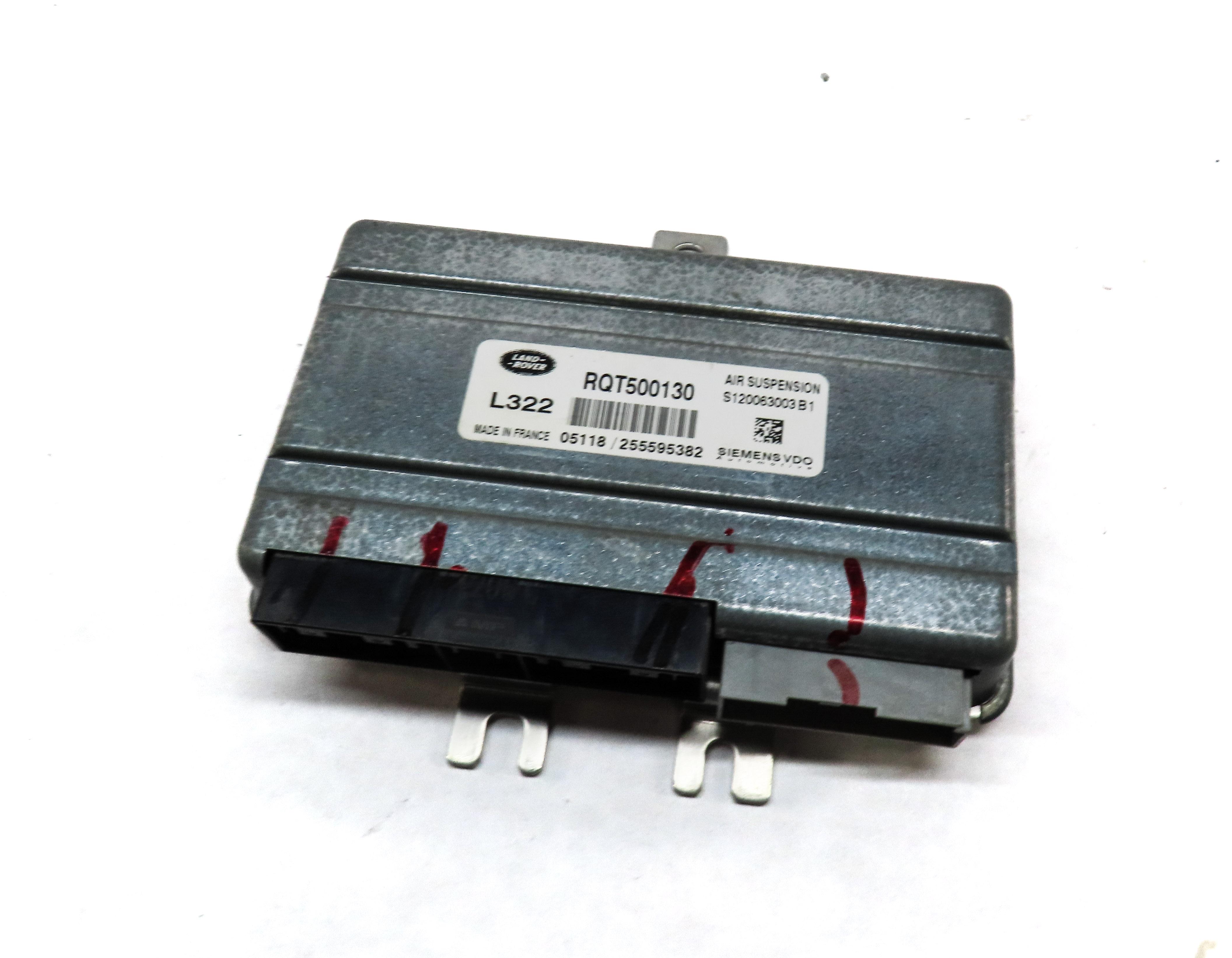 2006 LAND RANGE ROVER (L322) AIR SUSPENSION CONTROL MODULE RQT500130 — exact item pictured