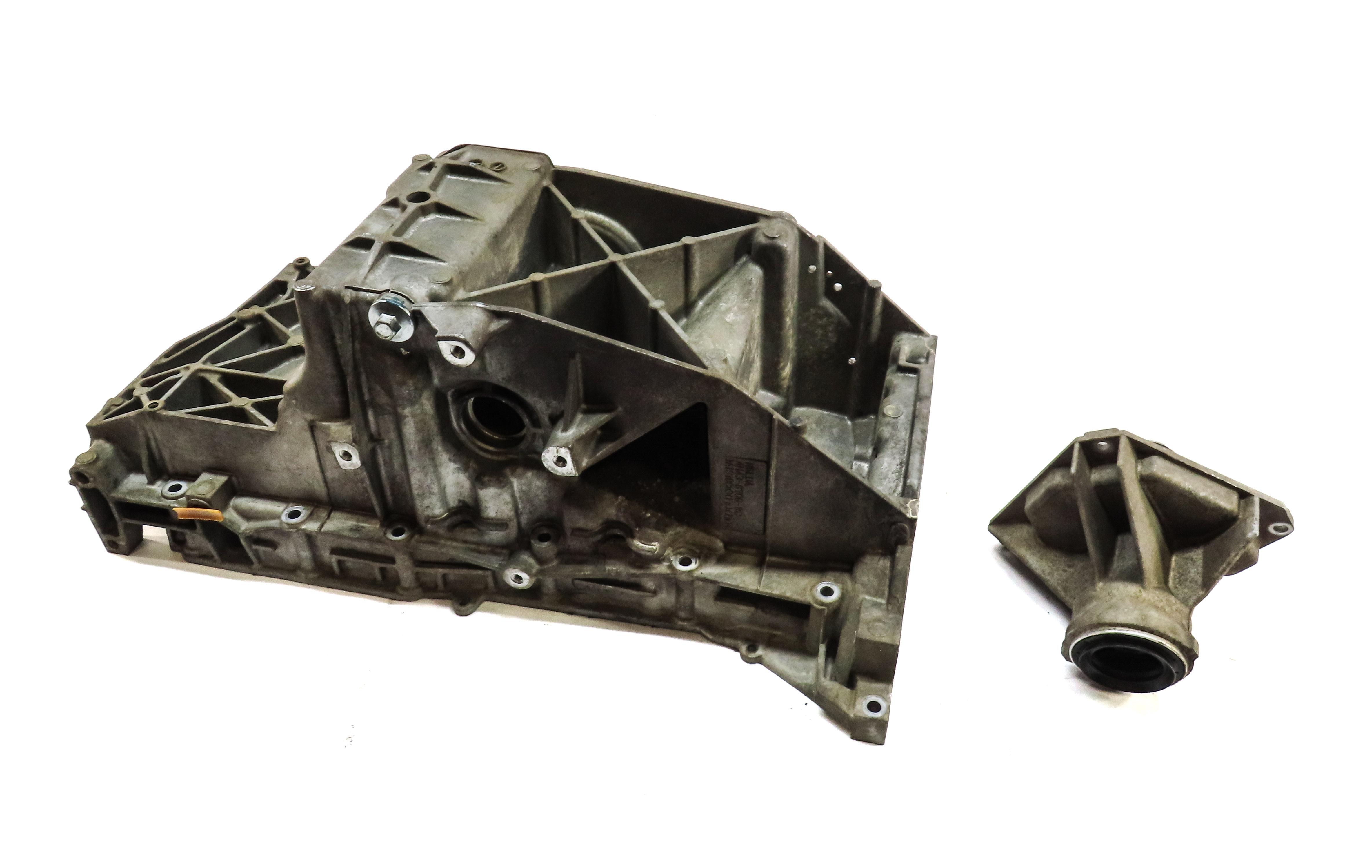 2006-2009 LAND ROVER RANGE ROVER (L322) 4.2L / 4.4L V8 ENGINE OIL PAN FLUID SUMP — exact item pictured