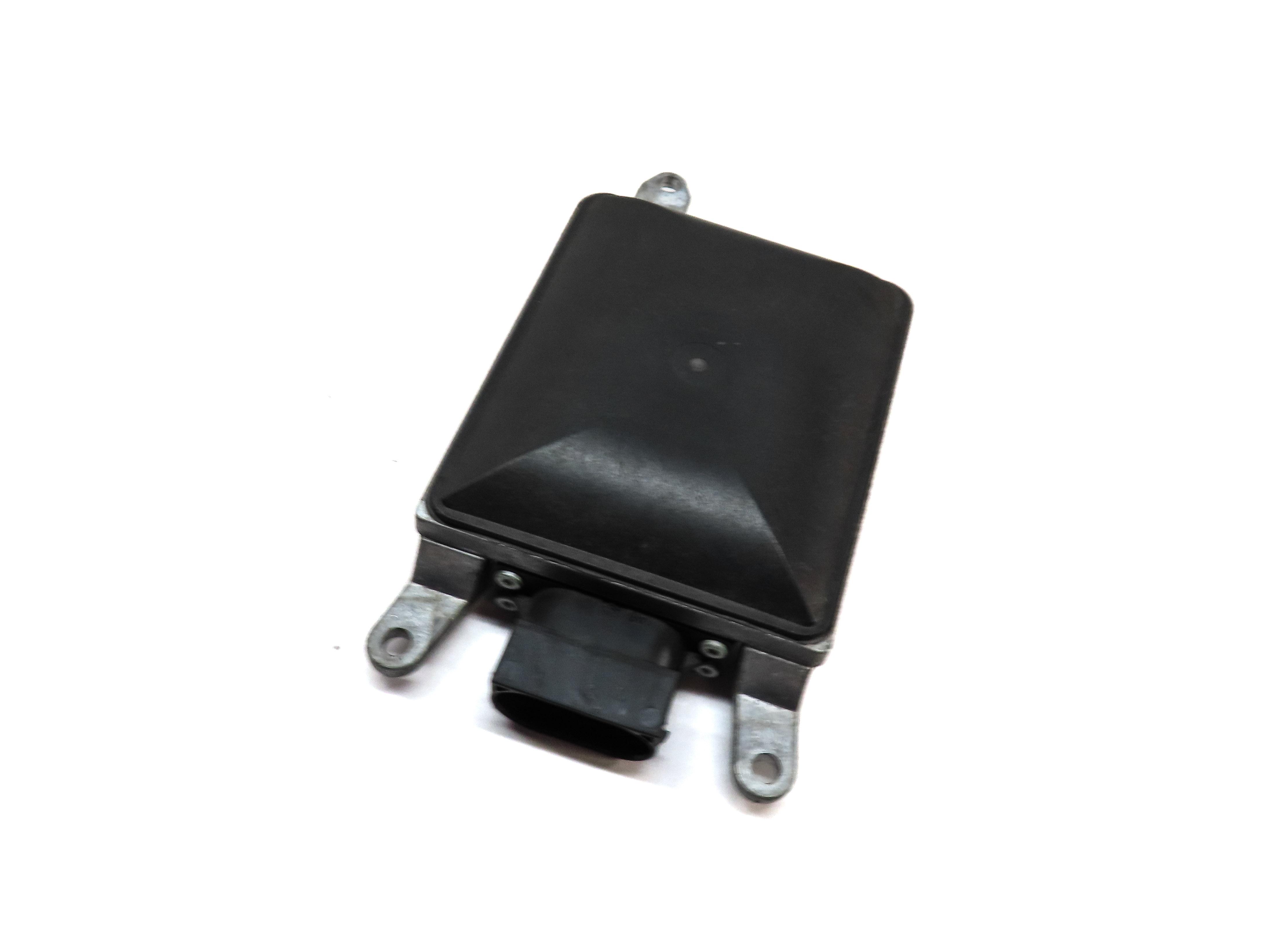 2013-2018 PORSCHE AUDI A4 A5 Q5 S4 S5 CAYENNE MACAN BLIND SPOT MODULE (SLAVE) — exact item pictured