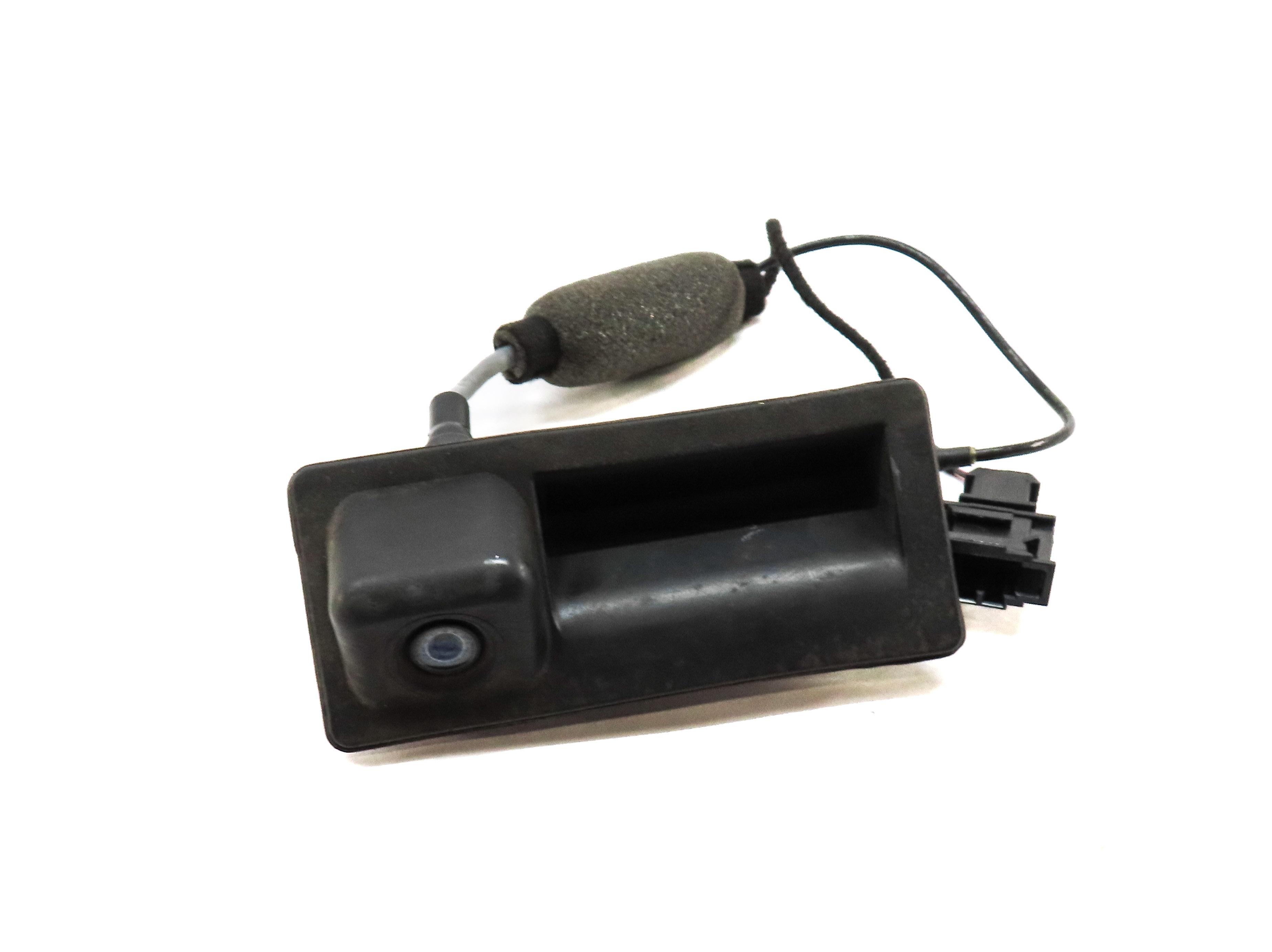 08-17 AUDI A3 S3 A4 S4 A5 S5 A7 Q5 (B8 8K 8T 8R 8V) REAR TRUNK HANDLE w/ CAMERA — exact item pictured