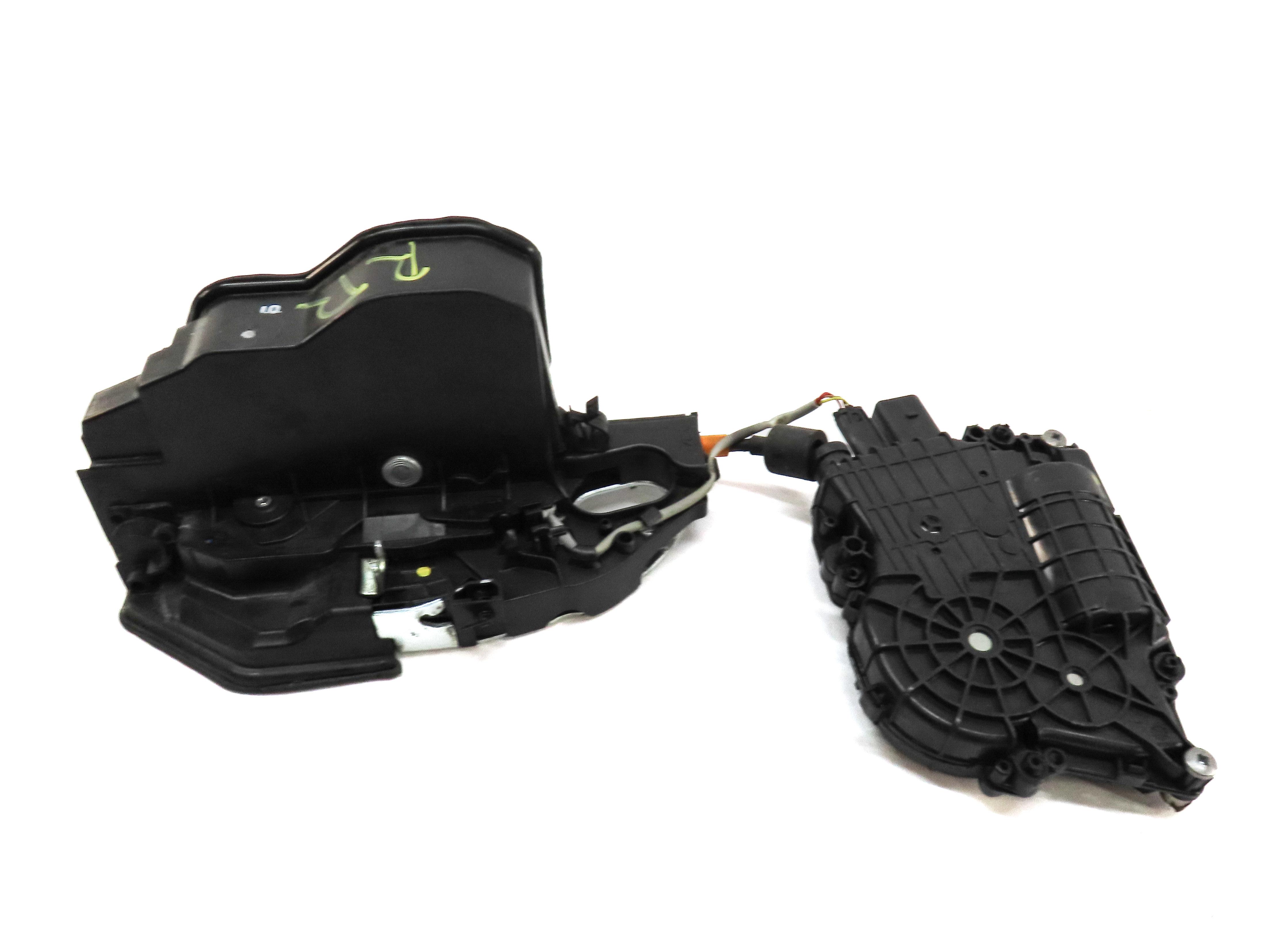 2013 BMW X6M ///M (E71) REAR RIGHT DOOR LOCK LATCH w/ SOFT CLOSE MOTOR 7167588 — exact item pictured