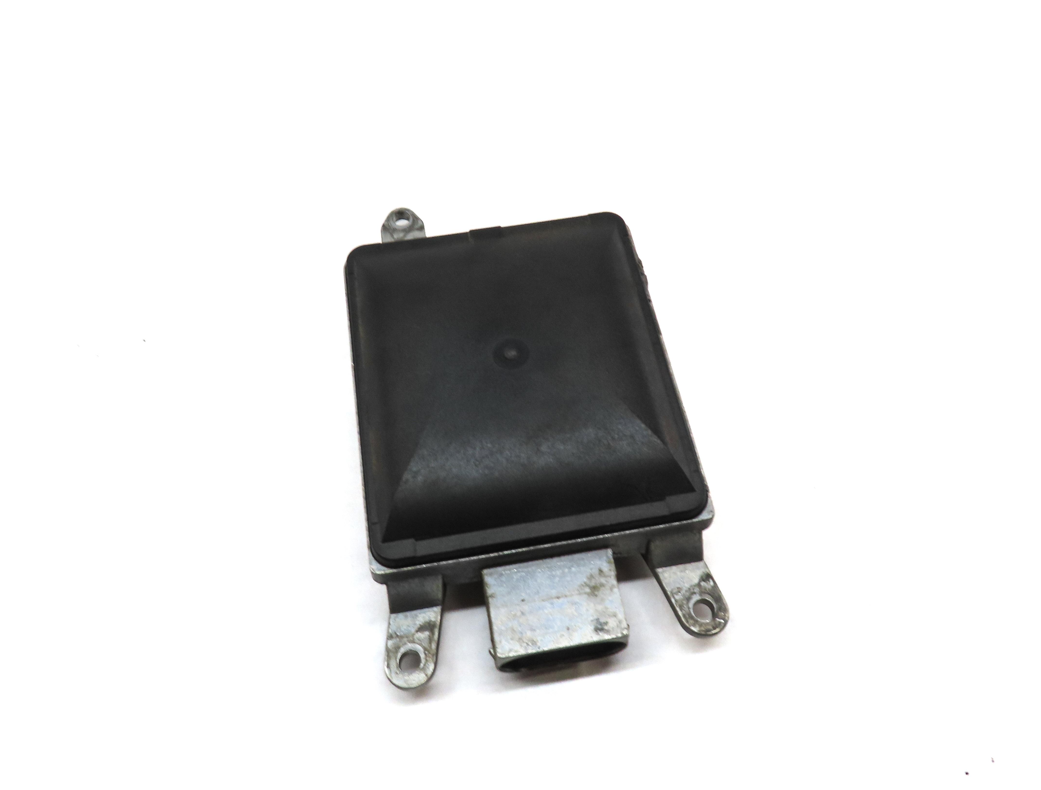 2011-2012 AUDI A8 (D4 4H) BLIND SPOT ALERT RADAR LANE DEPARTURE MODULE (SLAVE) — exact item pictured