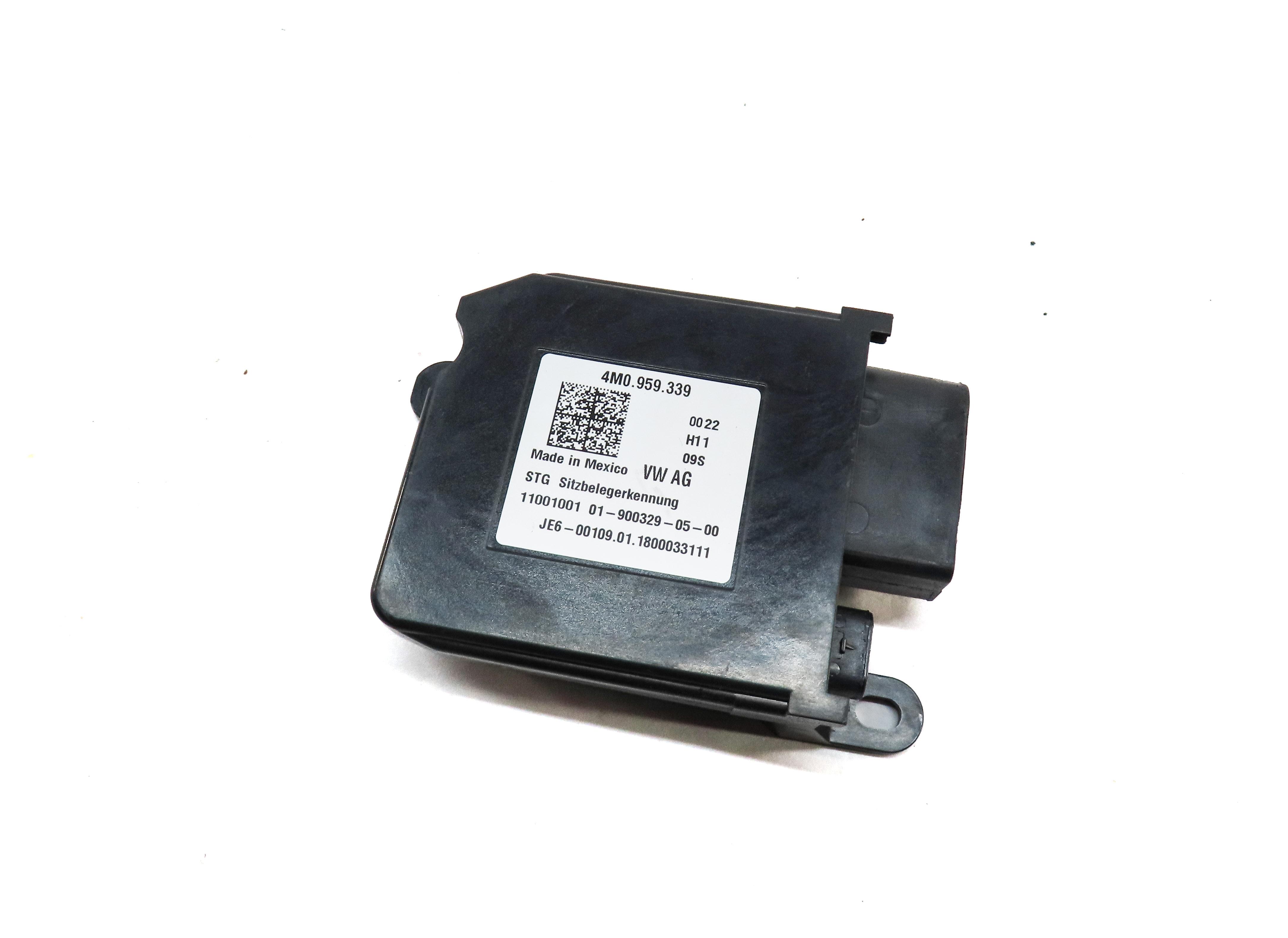 2018 AUDI A4 (B9 8W) FRONT RIGHT PASSENGER SEAT OCCUPANCY SENSOR MODULE — exact item pictured