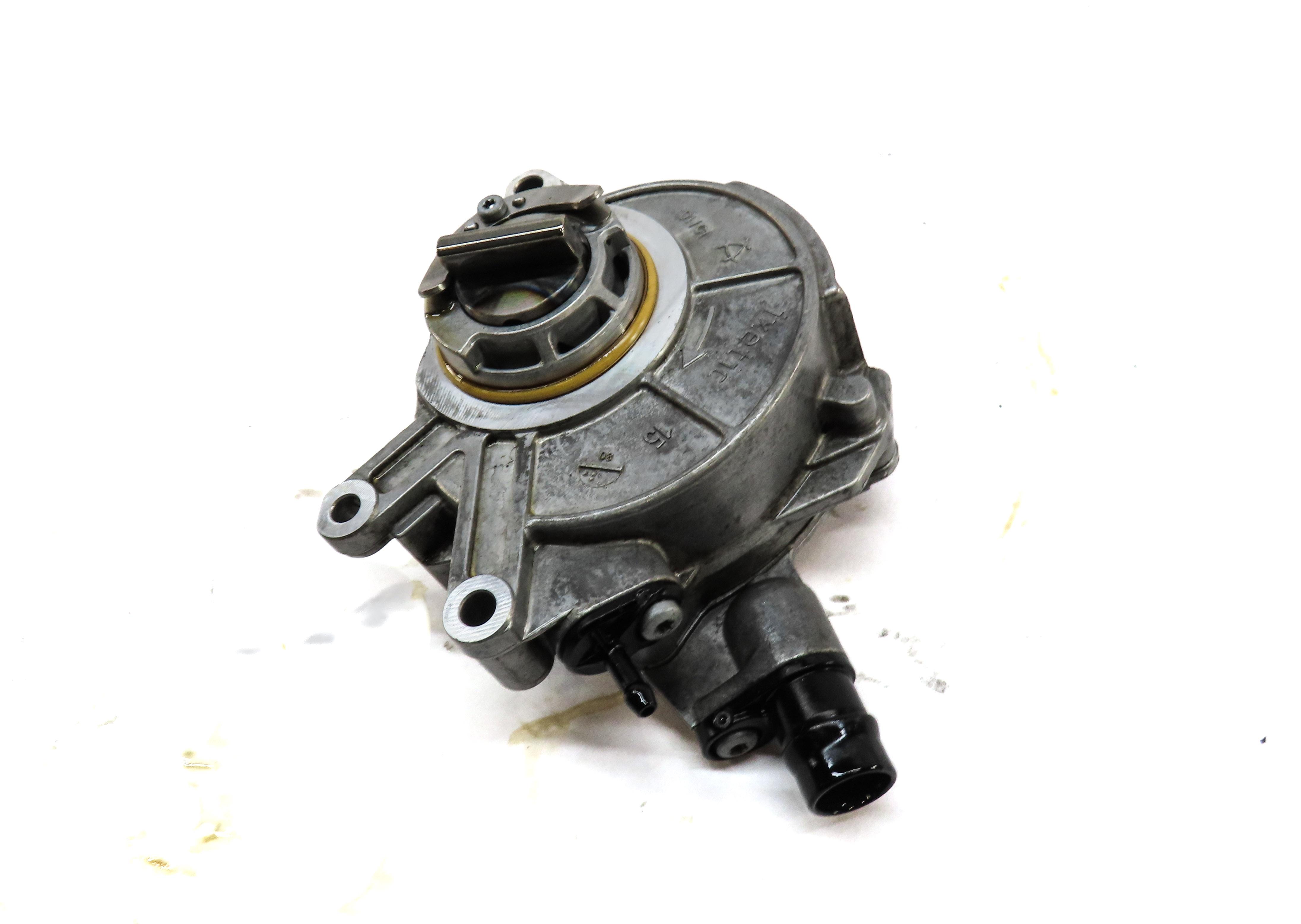 10-17 BMW 5 7 M5 X6 X6 X5M X6M (F01 F10 F15 F16 F85 F86) 4.4L BRAKE VACUUM PUMP — exact item pictured