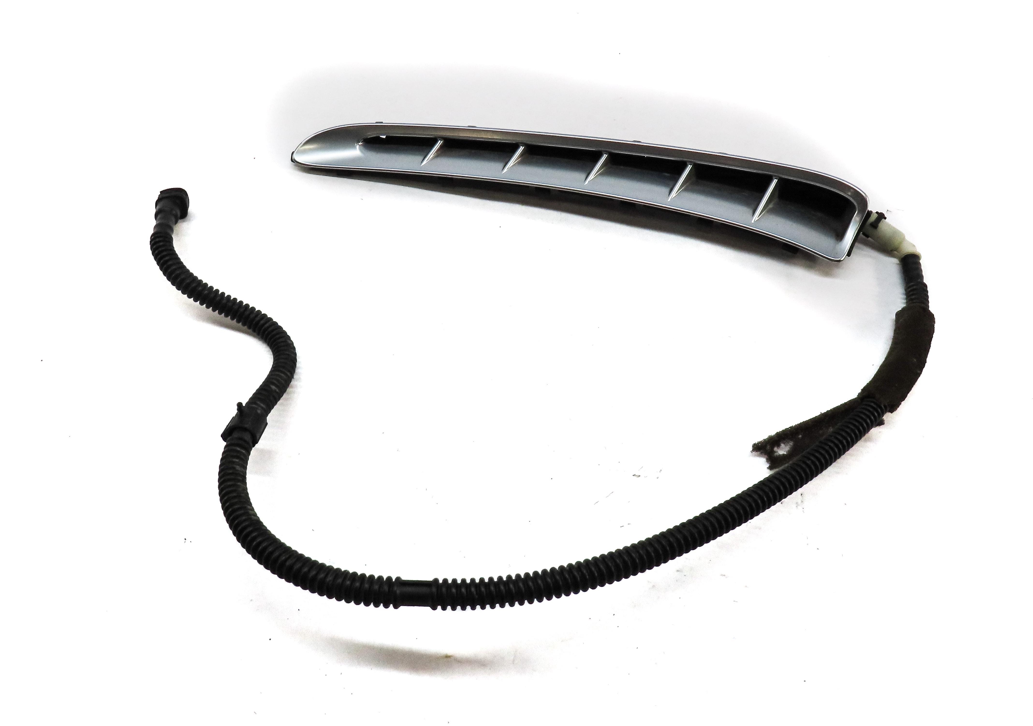 2010 PORSCHE PANAMERA (970 G1) FRONT LEFT DRIVER FENDER GRILLE TRIM AIR VENT — exact item pictured