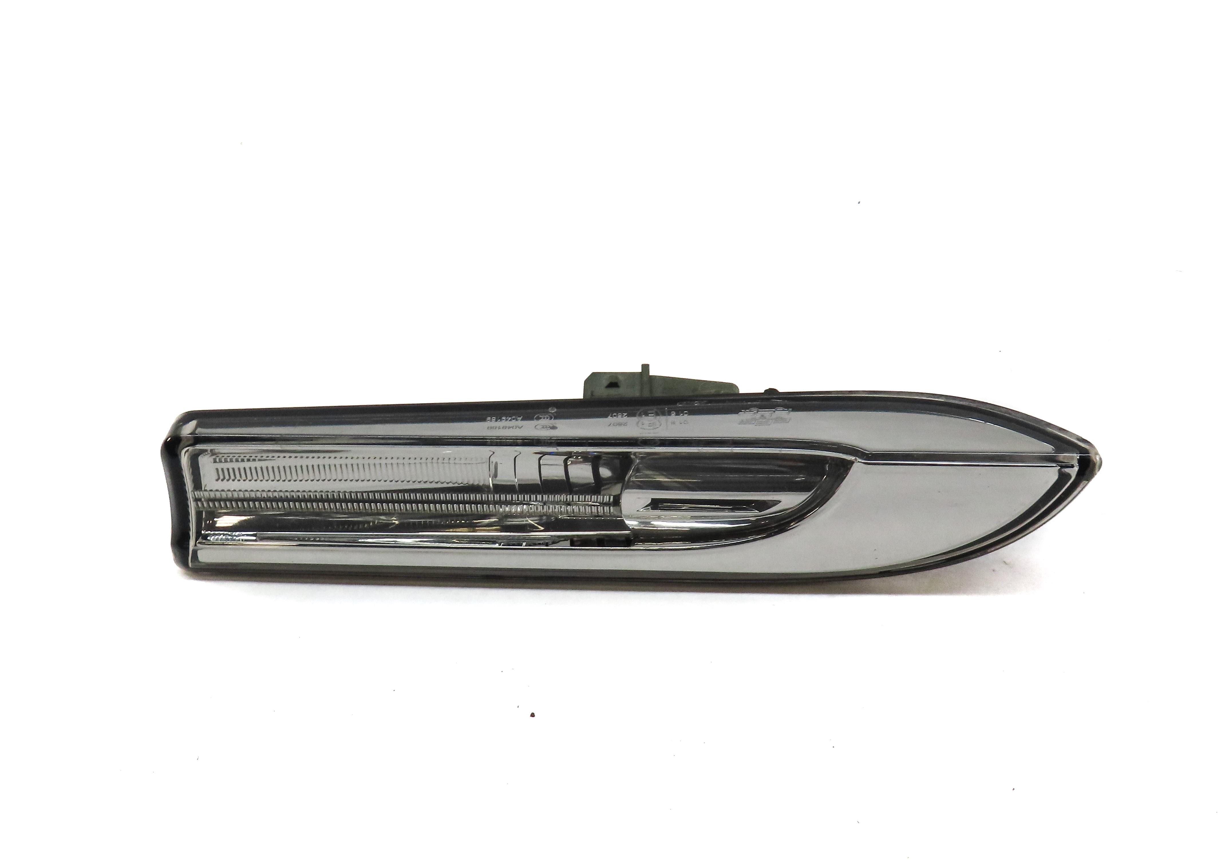 2010-2016 PORSCHE PANAMERA (970 G1) LEFT DRIVER FENDER SIGNAL MARKER LIGHT LAMP — exact item pictured