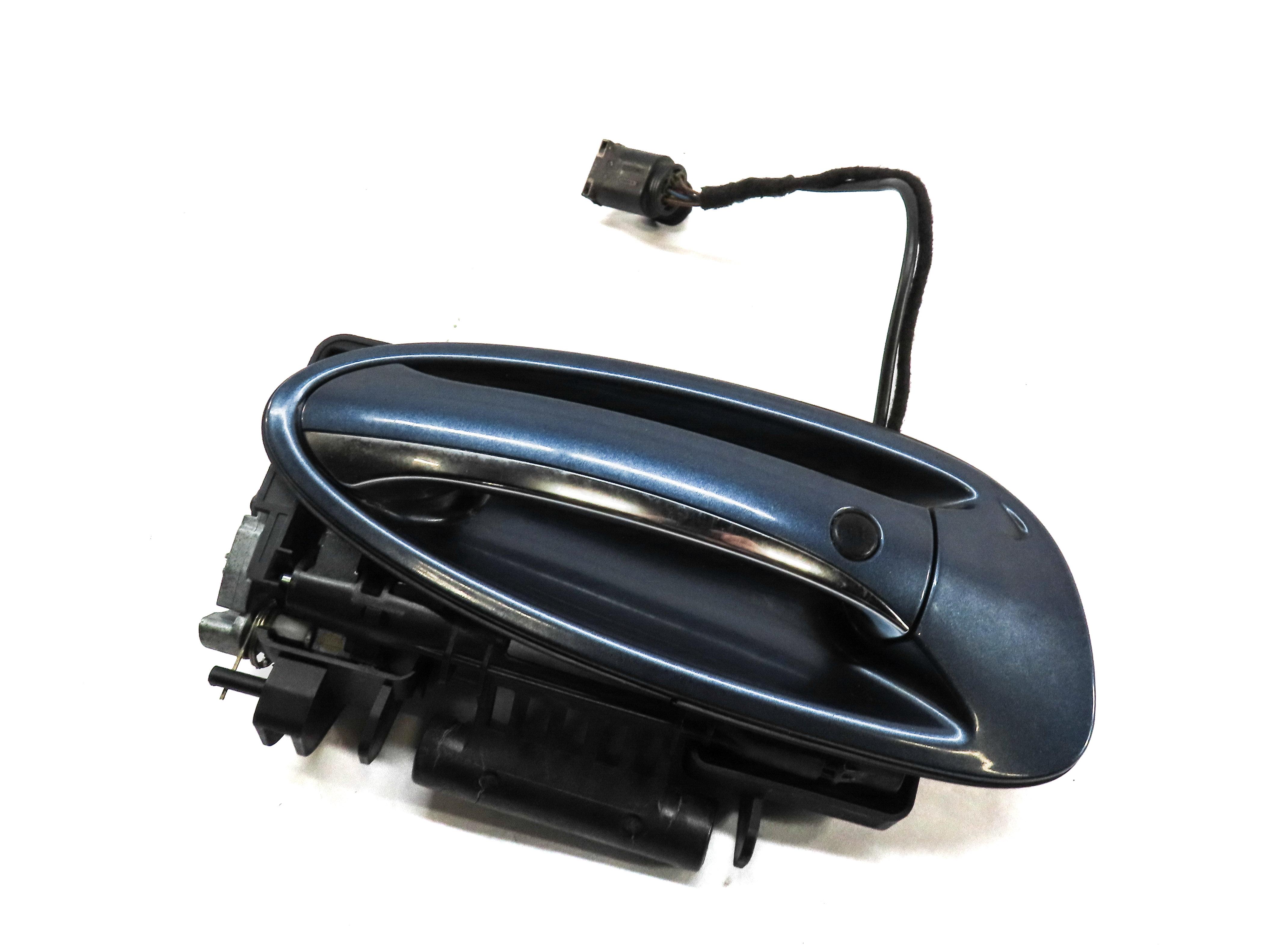 10-16 PORSCHE PANAMERA (970 G1) FRONT RIGHT PASSENGER KEYLESS DOOR HANDLE (BLUE) — exact item pictured