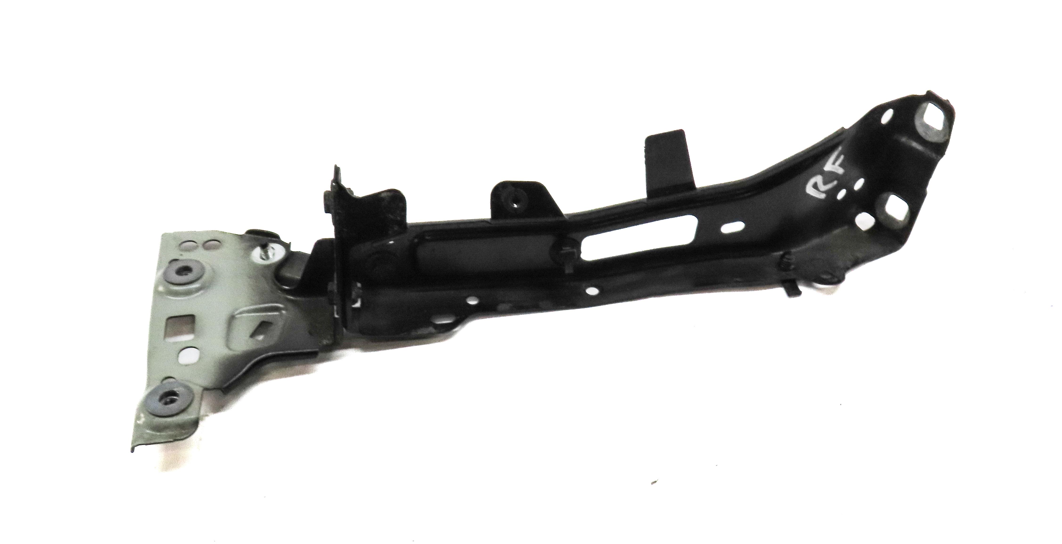 2017 AUDI A4 (B9 8W) FRONT RIGHT PASSENGER FENDER MOUNT MOUNTING BRACKET — exact item pictured