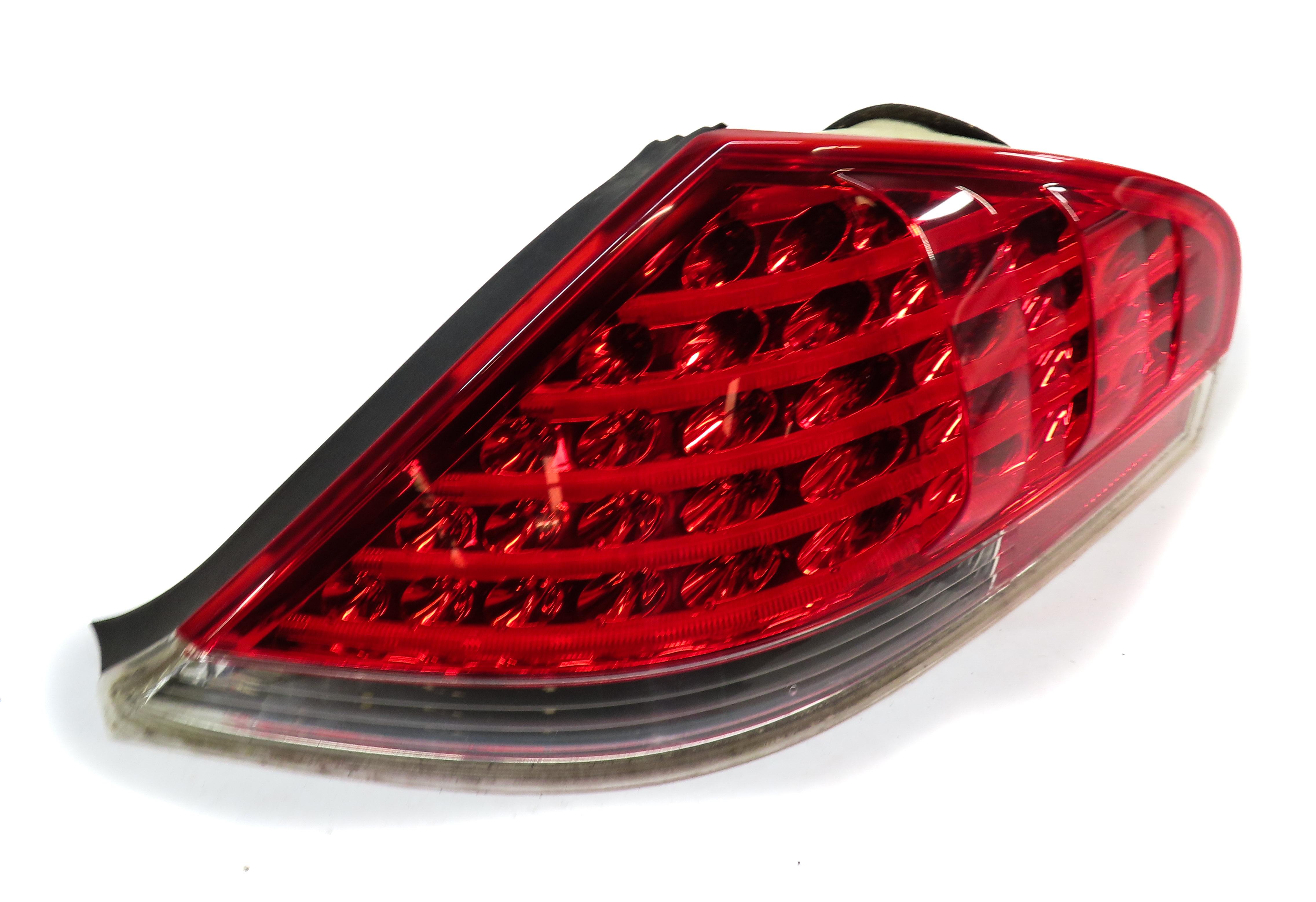 2004-2010 BMW 645i 650i M6 ///M (E63) RIGHT PASSENGER TAILLIGHT BRAKE LIGHT LAMP — exact item pictured