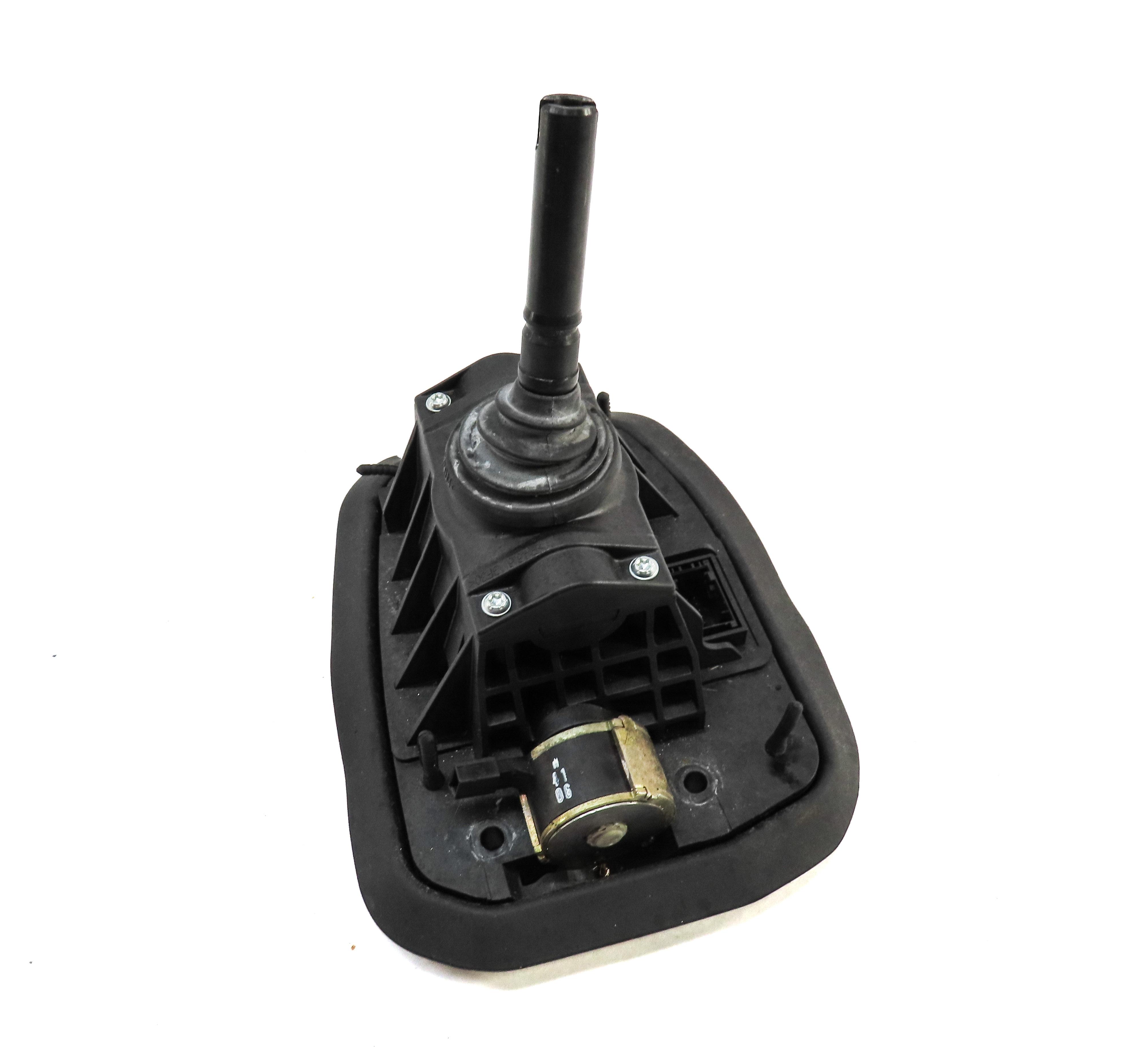 2007 BMW M6 COUPE (E63) AUTO AUTOMATIC SMG SHIFTER GEARBOX LEVER ASSEMBLY — exact item pictured