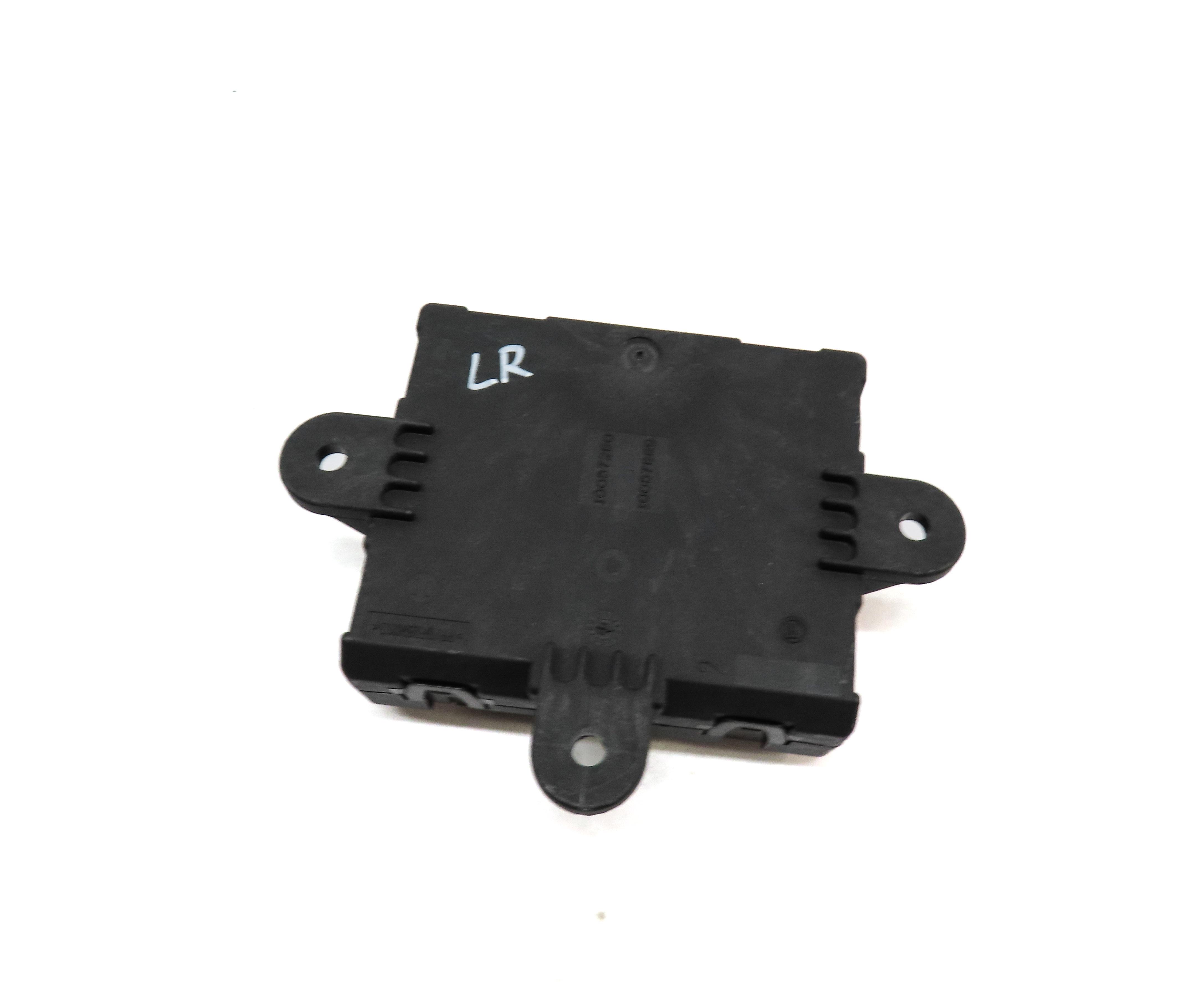 2013 LAND ROVER LR4 REAR LEFT DOOR CONTROL MODULE — exact item pictured