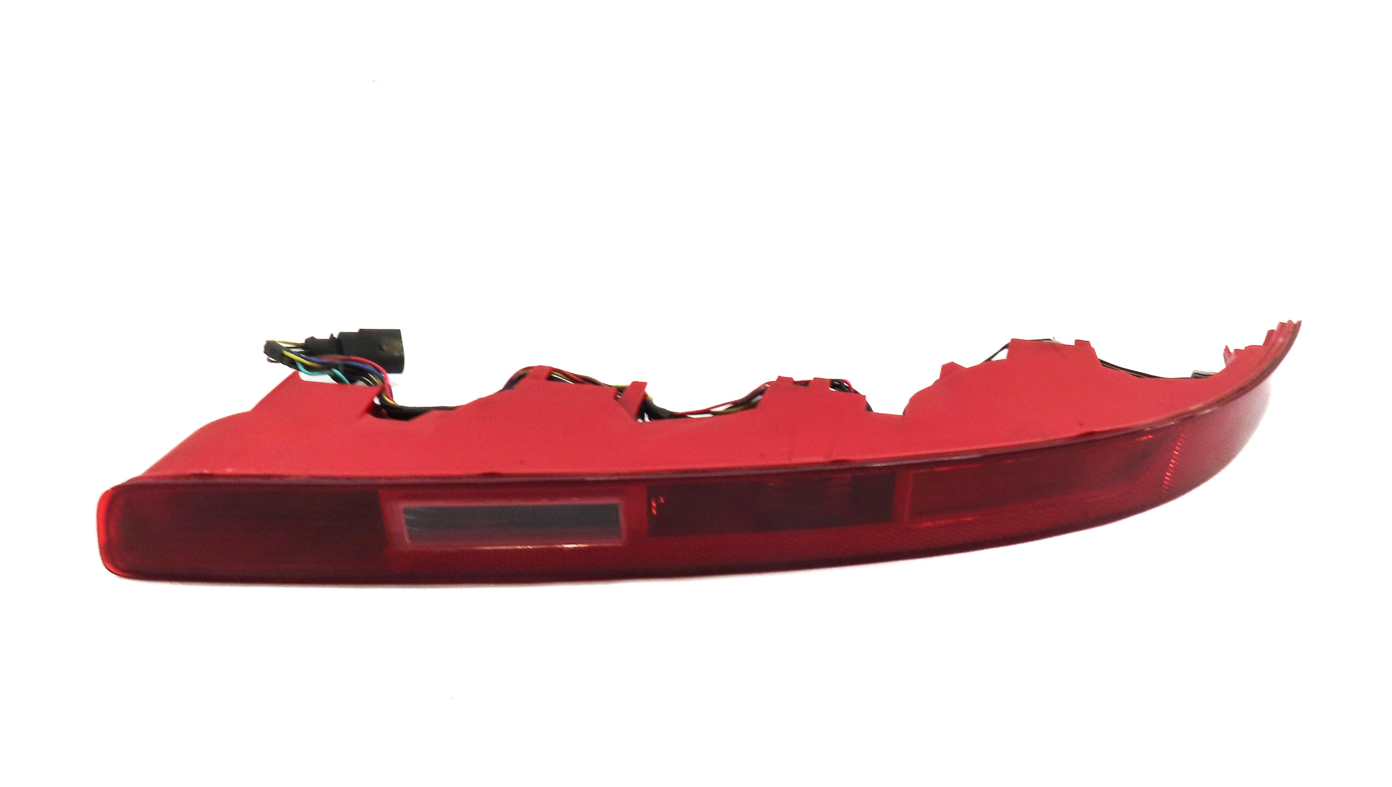 2007-2015 AUDI Q7 (4L) RIGHT PASSENGER REAR BUMPER LOWER TAILLIGHT LIGHT LAMP — exact item pictured
