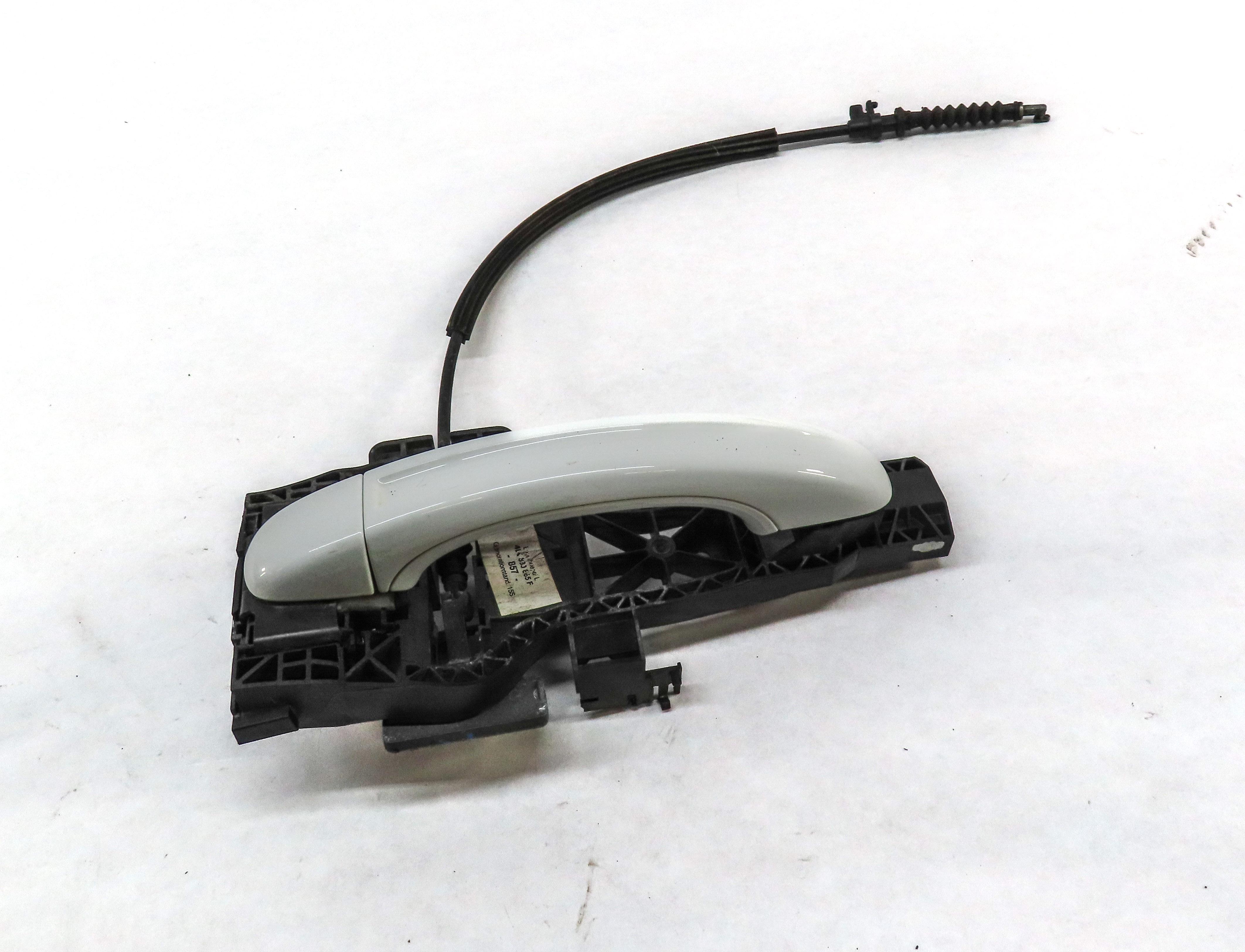 2007-2015 AUDI Q7 (4L) LEFT REAR KEYLESS EXTERIOR DOOR HANDLE (IBIS WHITE T9) — exact item pictured