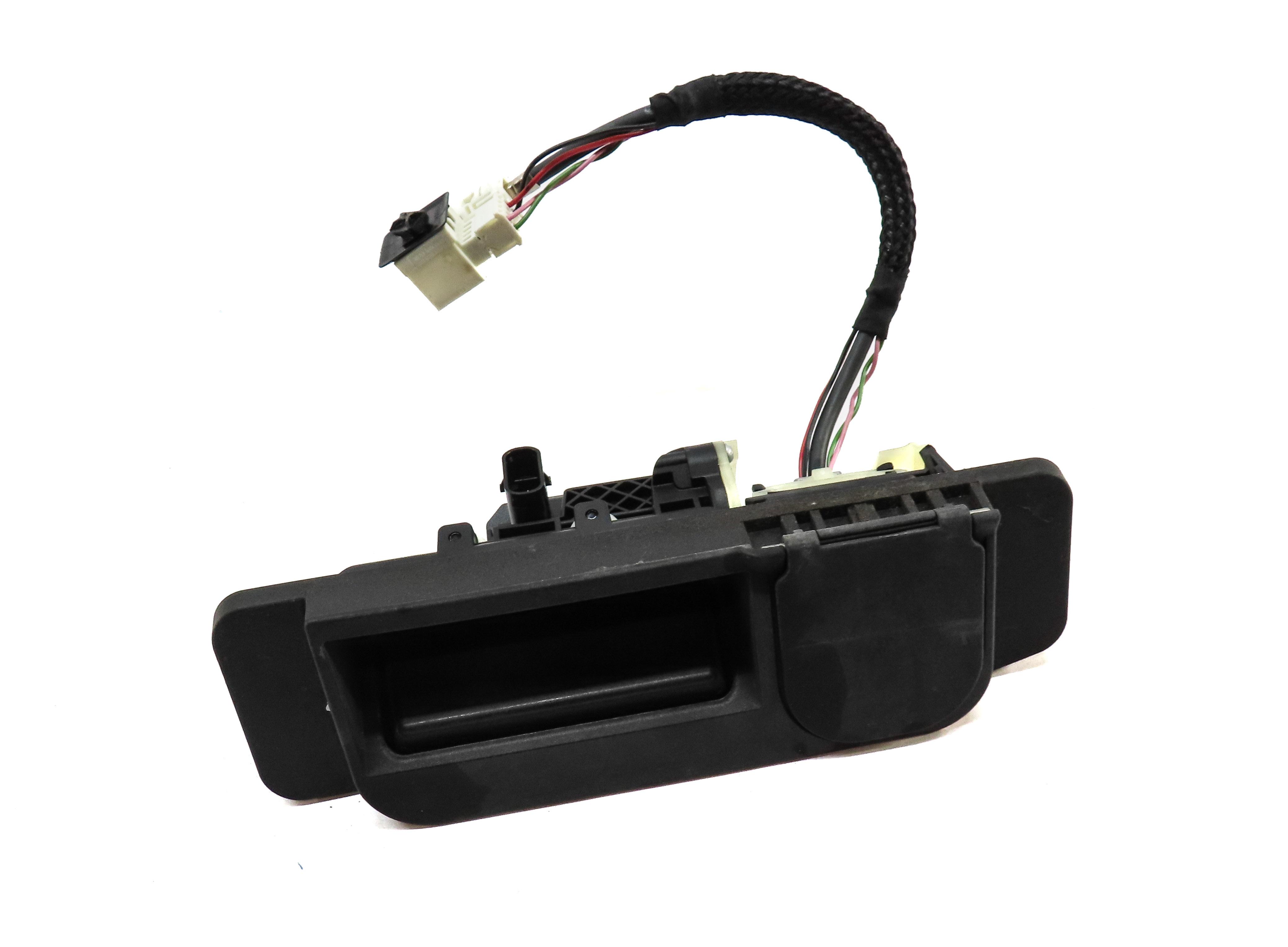 15-17 MERCEDES CLA GLA GLE SLC CLASS (C117 X156 W166 R172) TRUNK HANDLE & CAMERA — exact item pictured