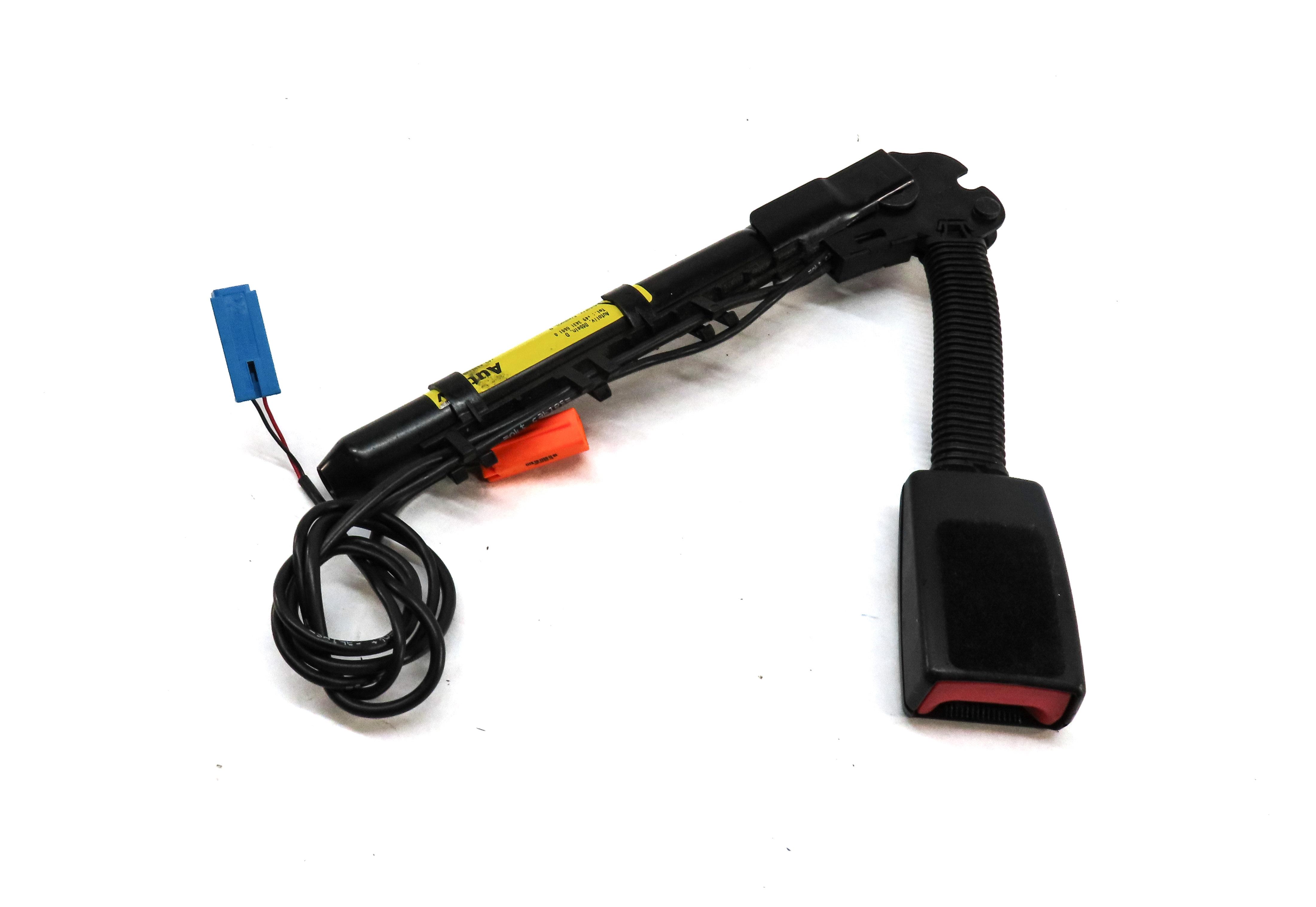 2008-2016 LR3 LR4 / RANGE ROVER SPORT (L320) LEFT FRONT DRIVER SEATBELT RECEIVER — exact item pictured