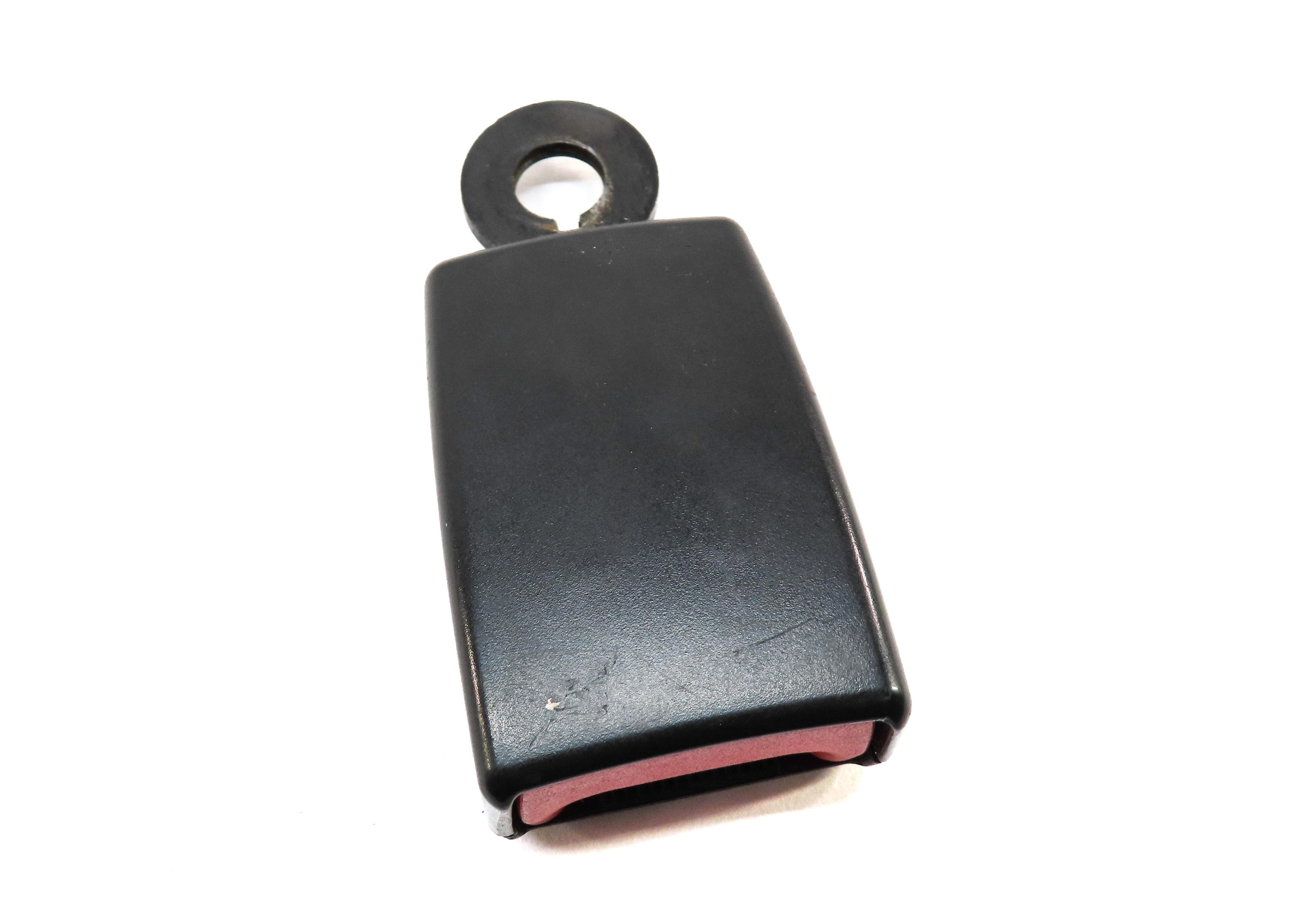 2013 LAND ROVER LR4 REAR RIGHT 2ND ROW SEATBELT BUCKLE RECEIVER (BLACK) — exact item pictured