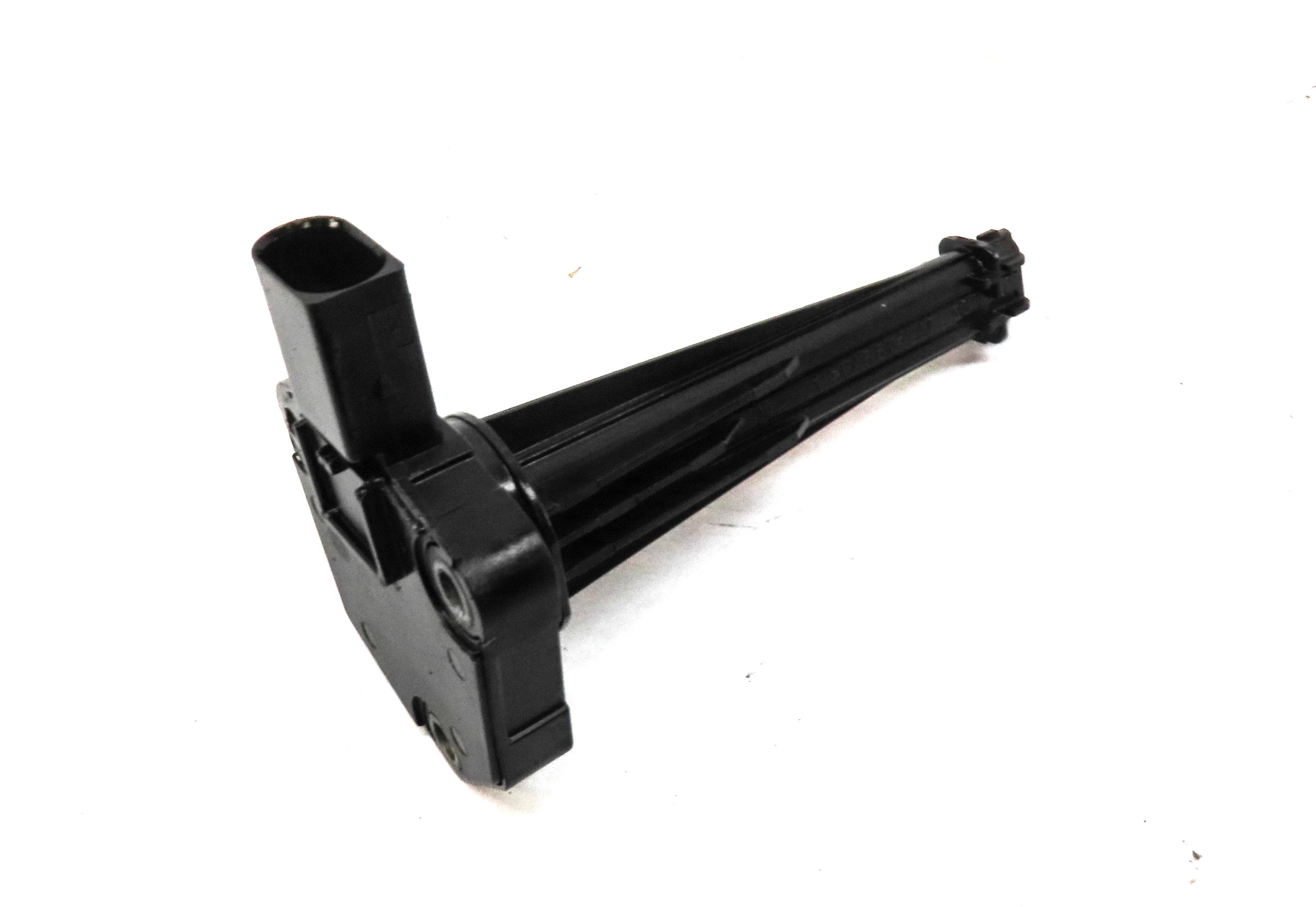 2013 LAND ROVER LR4 5.0L NON SC ENGINE OIL LEVEL SENSOR 8W936C624BG — exact item pictured