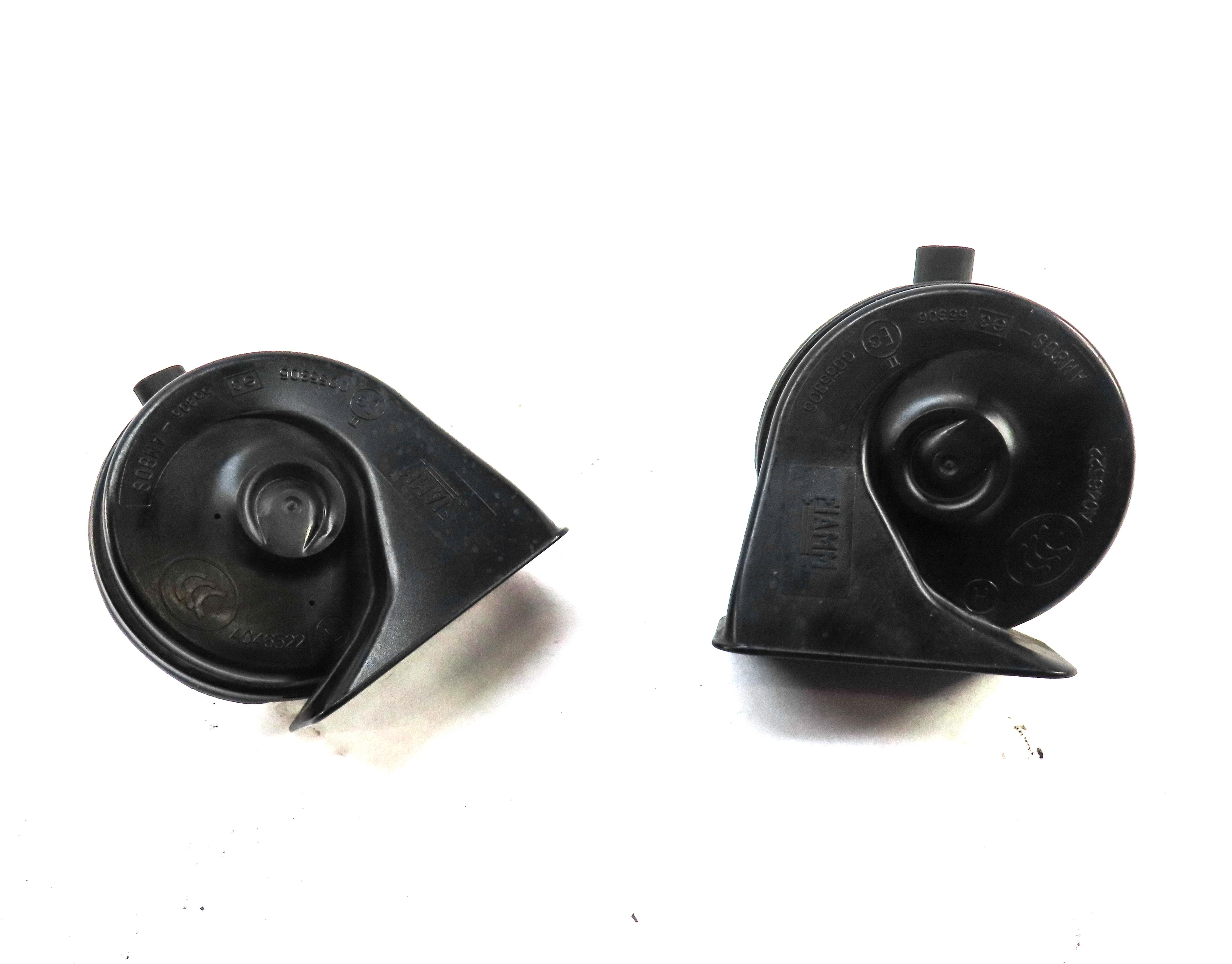 06-15 BMW 3-SERIES X1 (E84 E90 E91 E92 E93) HIGH & LOW TONE SAFETY HORN SET-2 — exact item pictured