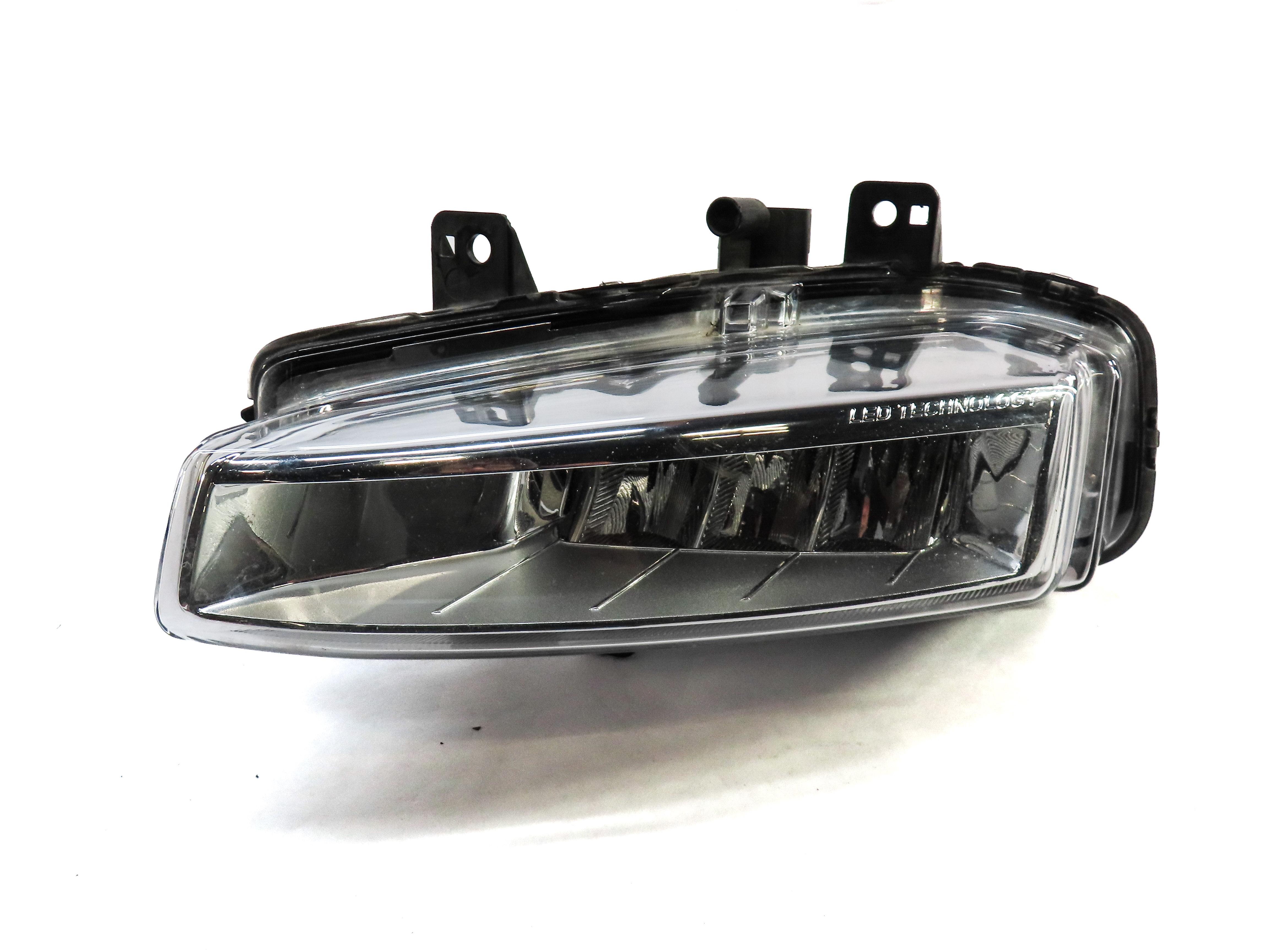 2015-2019 LAND ROVER DISCOVERY SPORT (L550) LEFT FOGLIGHT FOG LIGHT LAMP — exact item pictured