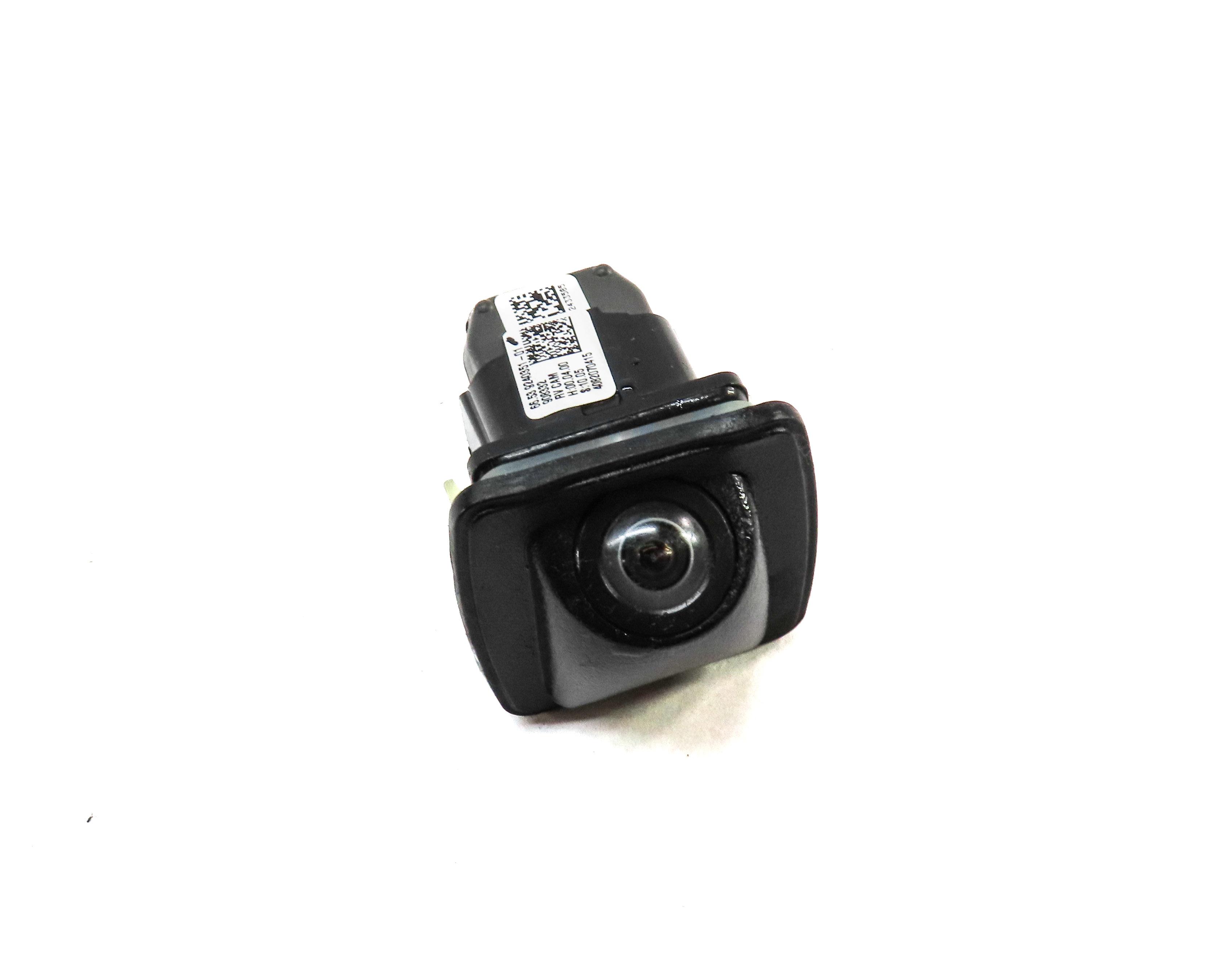 09-18 BMW 2 3 4 5 7 M5 X3 X5 X6 (F01 F07 F10 F15 F16 F30 F32) REARVIEW CAMERA — exact item pictured