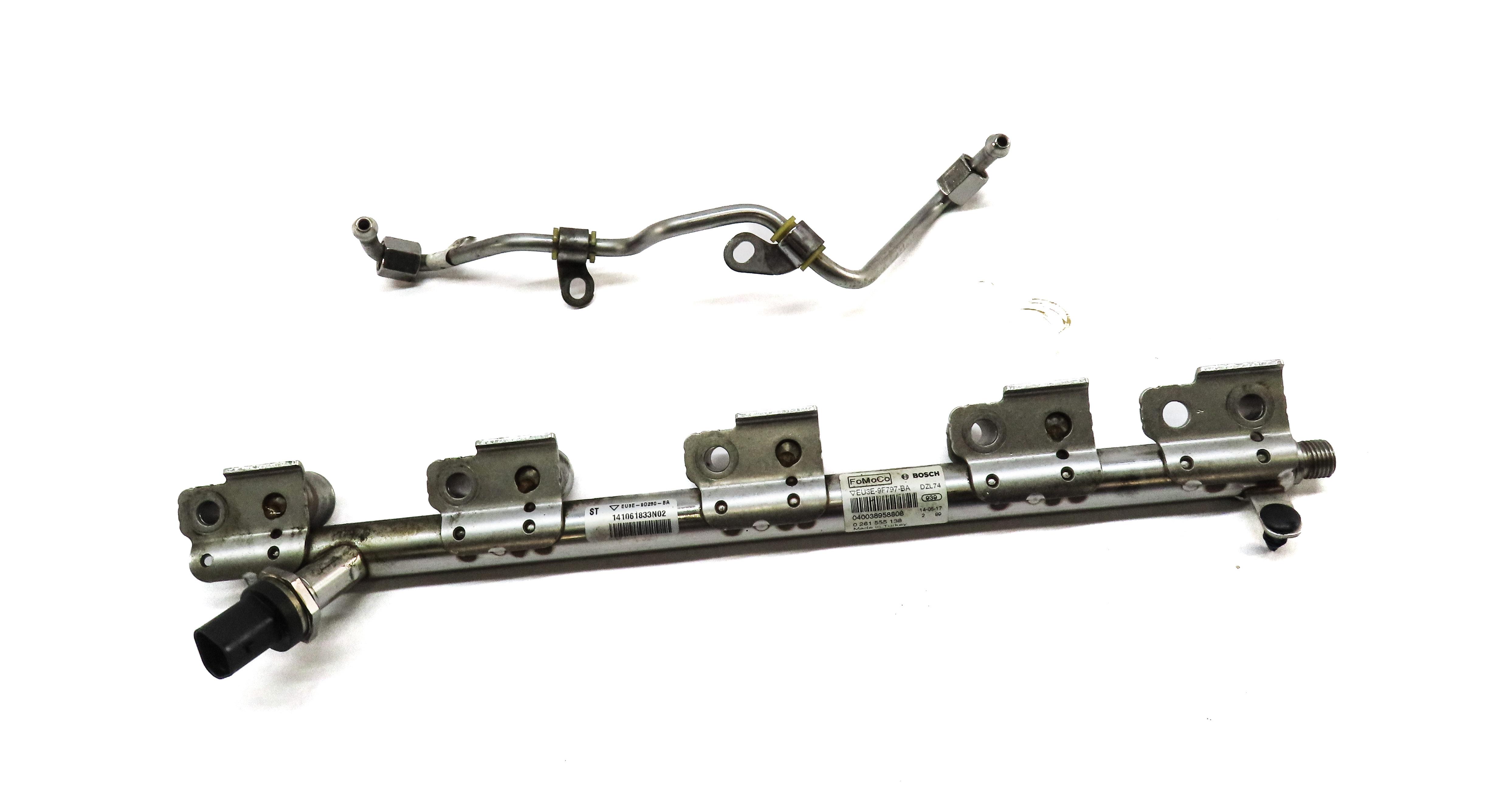 2015 LAND RANGE ROVER EVOQUE (L538) 2.0L TURBO ENGINE FUEL RAIL w/ LINE & SENSOR — exact item pictured