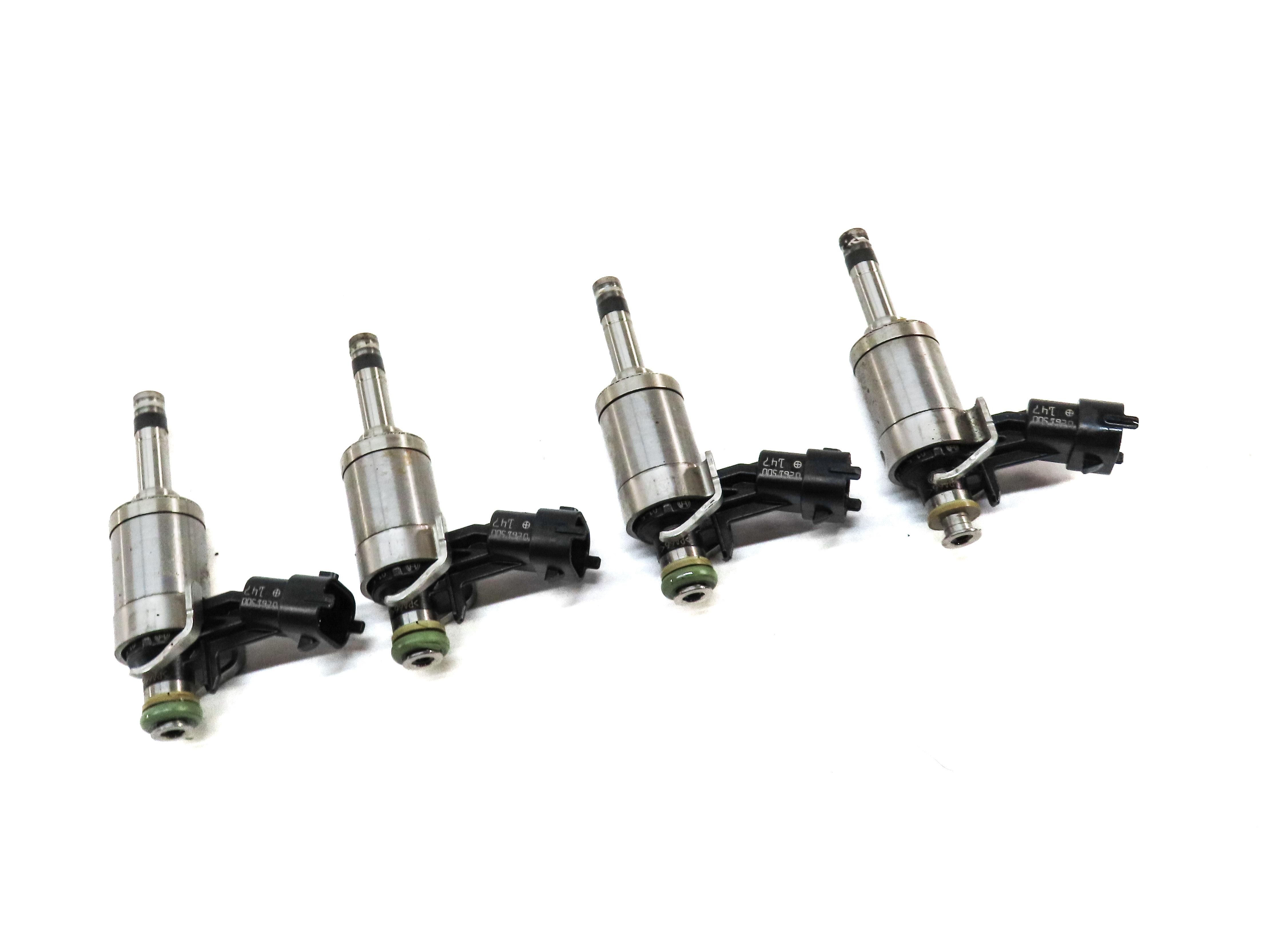 12-17 LR2 DISCOVERY SPORT RANGE ROVER EVOQUE (L538 L550) 2.0L FUEL INJECTOR SET — exact item pictured