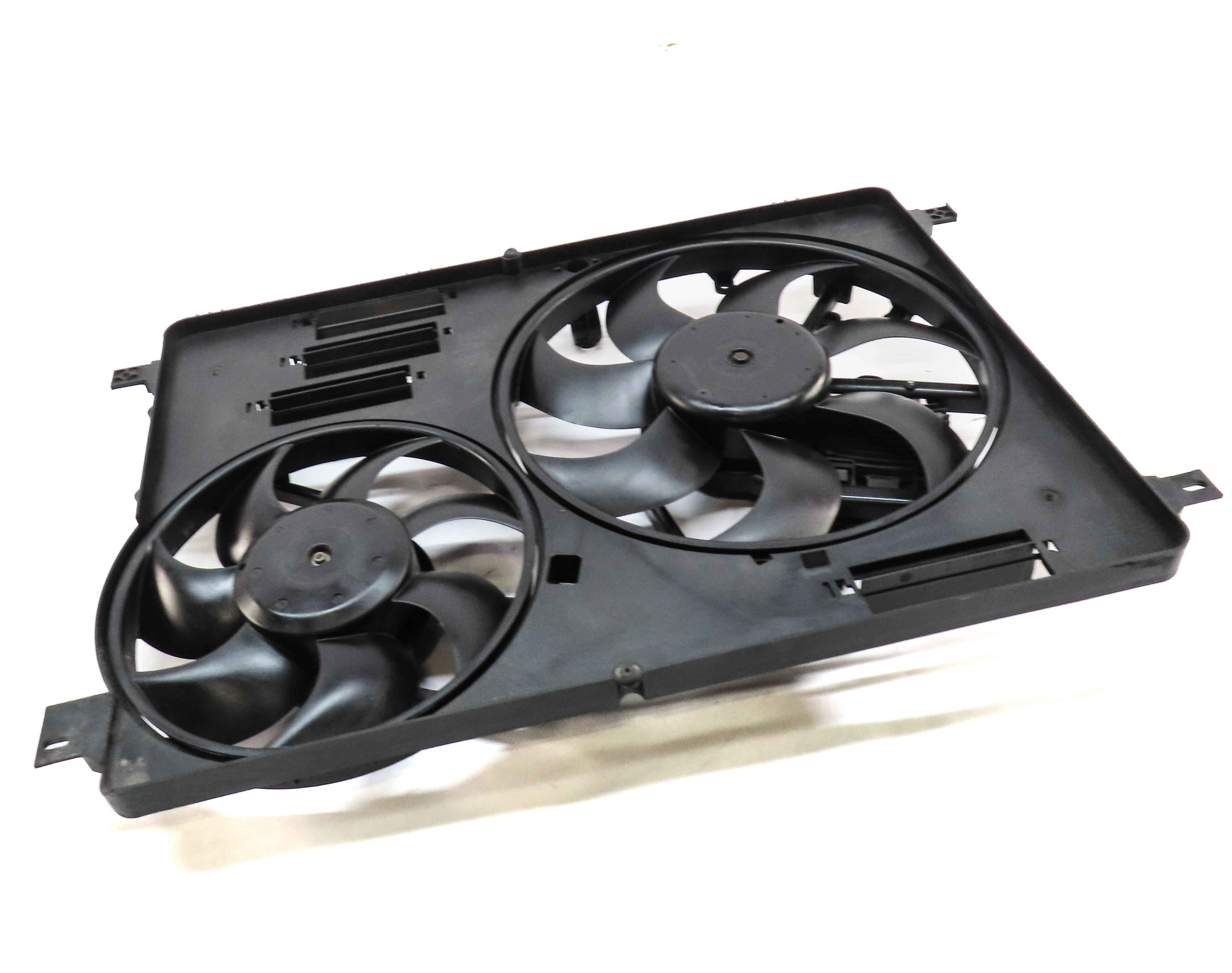 12-17 LR2 DISCOVERY SPORT RANGE ROVER EVOQUE (L538 L550) RADIATOR COOLING FAN — exact item pictured
