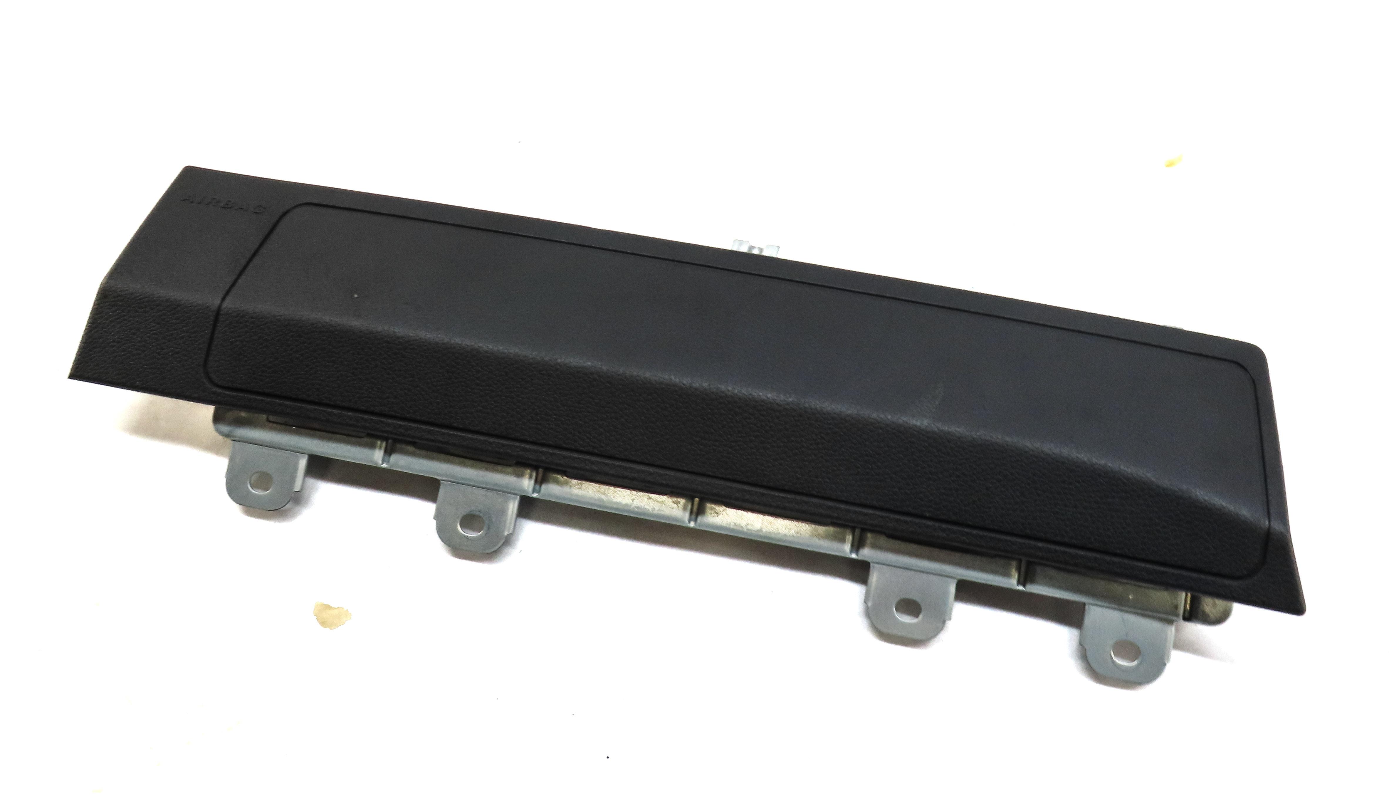 14-20 MERCEDES CLA GLA CLASS (C117 W117 X156) LEFT DRIVER KNEE AIRBAG (BLACK) — exact item pictured