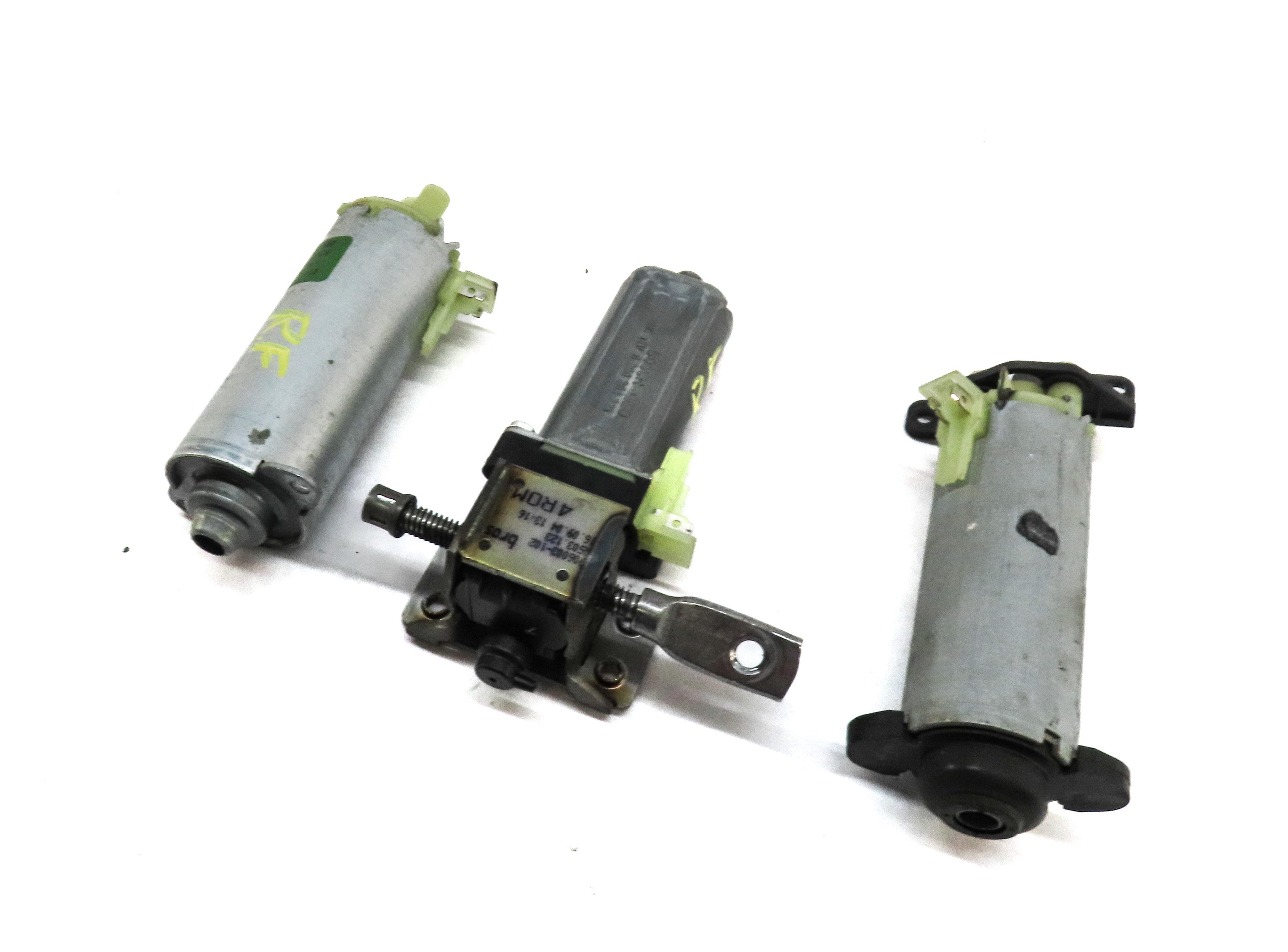2005 PORSCHE CAYENNE (955) FRONT RIGHT PASSENGER SEAT ADJUST MOTOR SET — exact item pictured