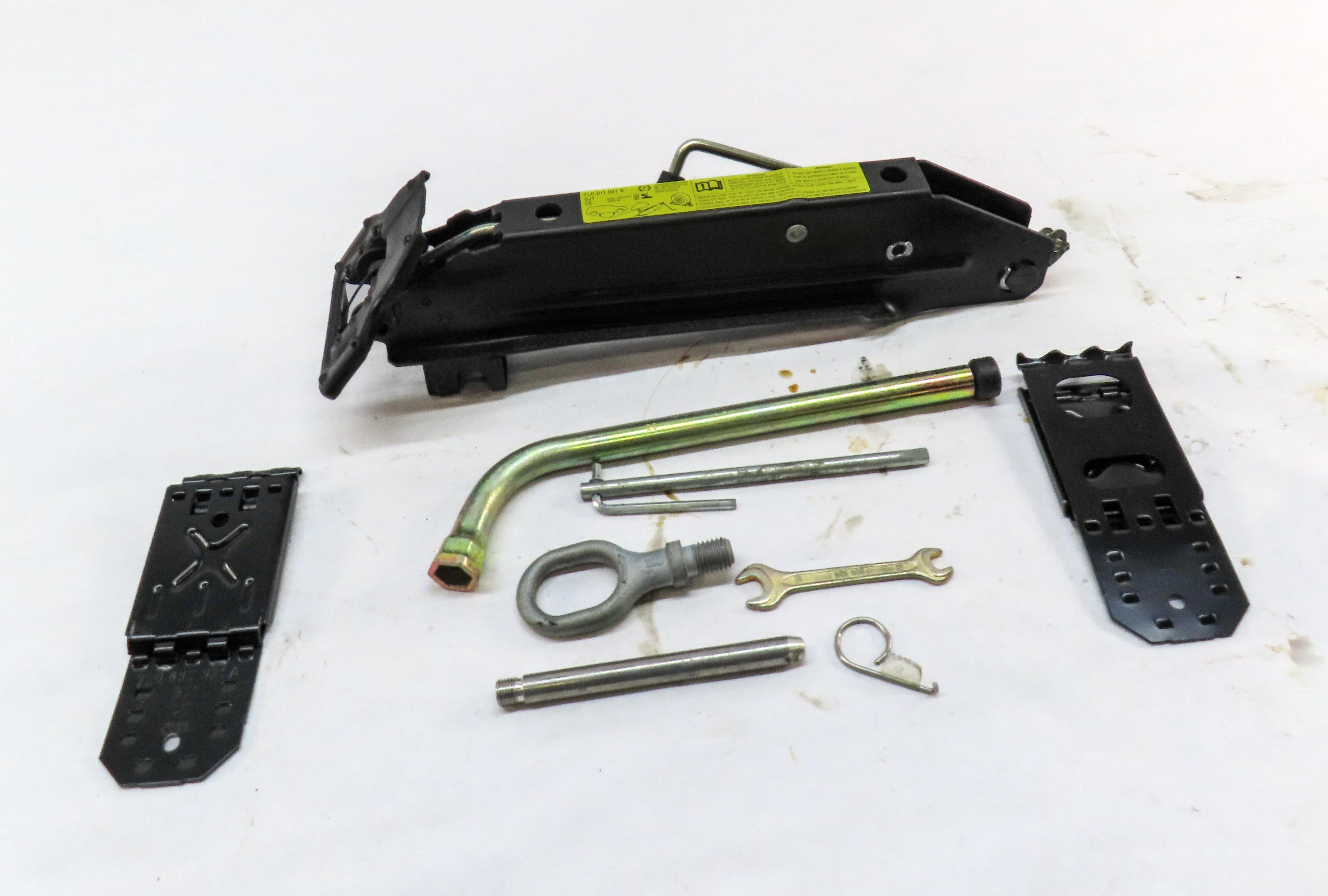 2003-2010 PORSCHE CAYENNE (955) SCISSOR JACK HANDLE LUG WRENCH CHOCK TOOL KIT — exact item pictured