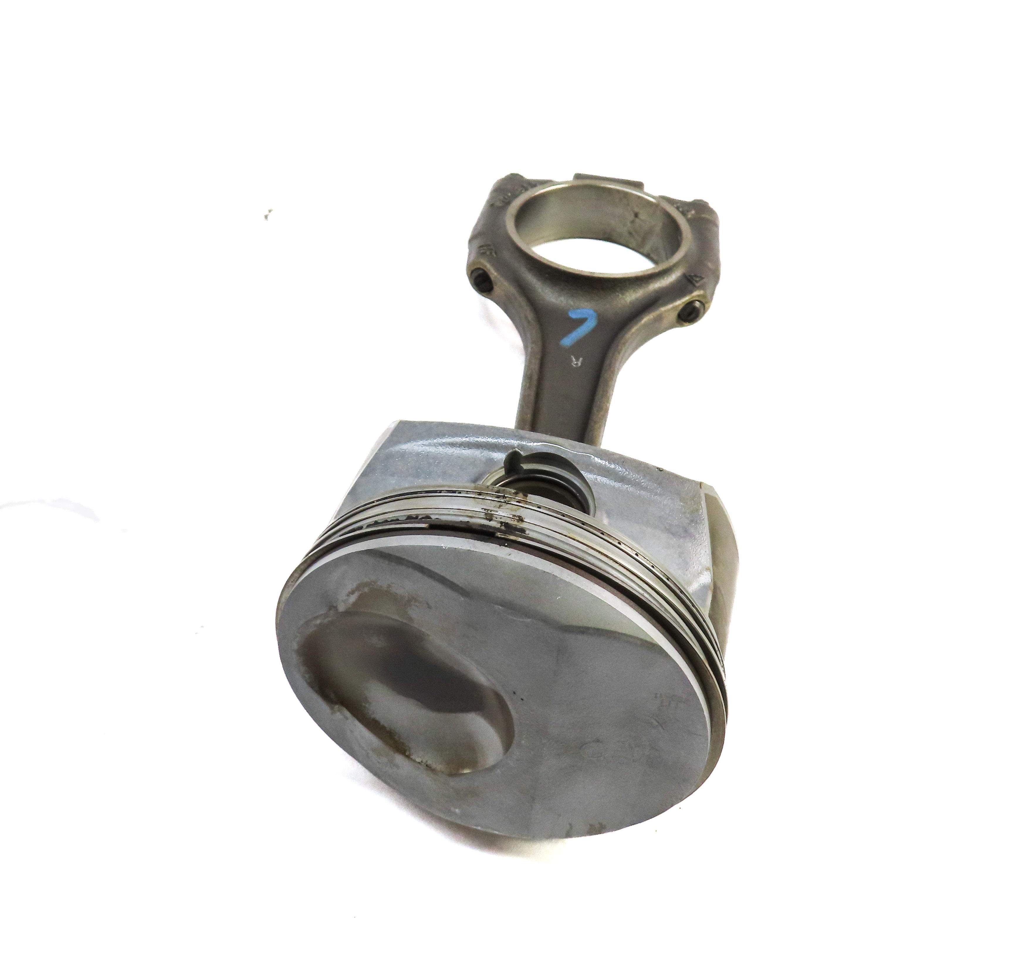 08-12 CAYENNE PANAMERA 958 970 3.6L M46 4.8L M48 RIGHT PISTON & CONNECTING ROD — exact item pictured