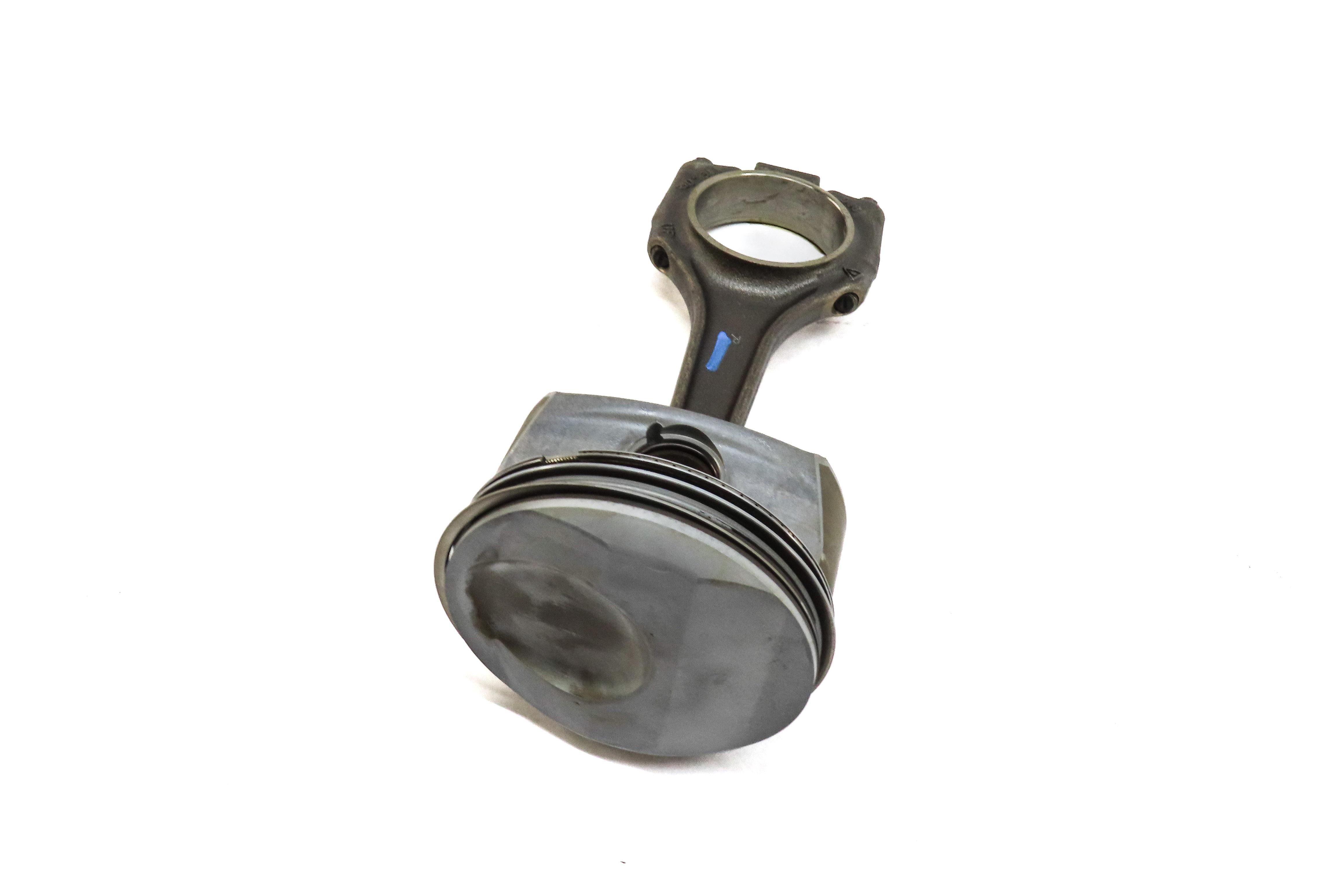 08-12 CAYENNE PANAMERA 958 970 3.6L M46 4.8L M48 RIGHT PISTON & CONNECTING ROD — exact item pictured