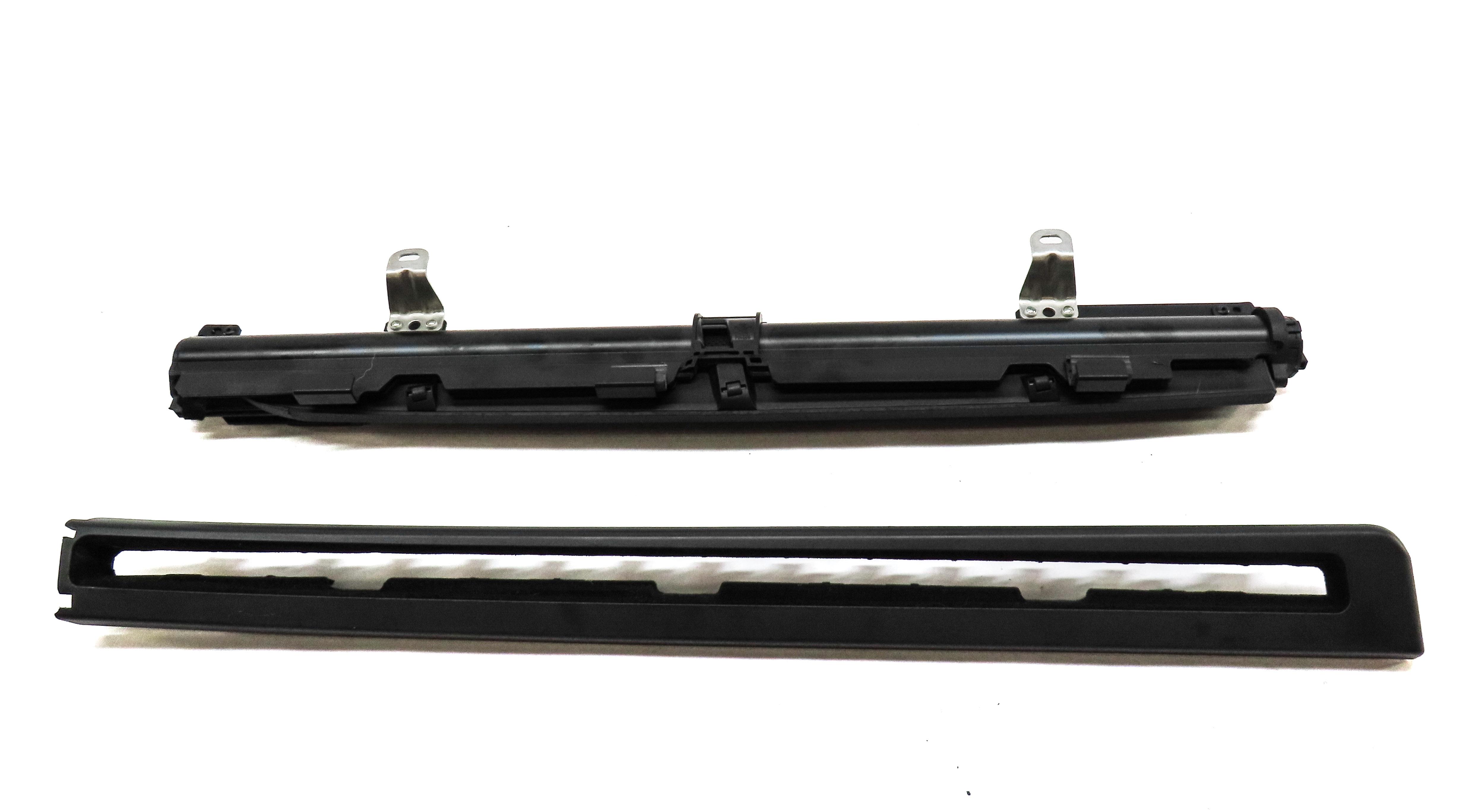 10-16 PORSCHE PANAMERA (970 G1) REAR RIGHT DOOR WINDOW SUN SHADE SUNSHADE SCREEN — exact item pictured