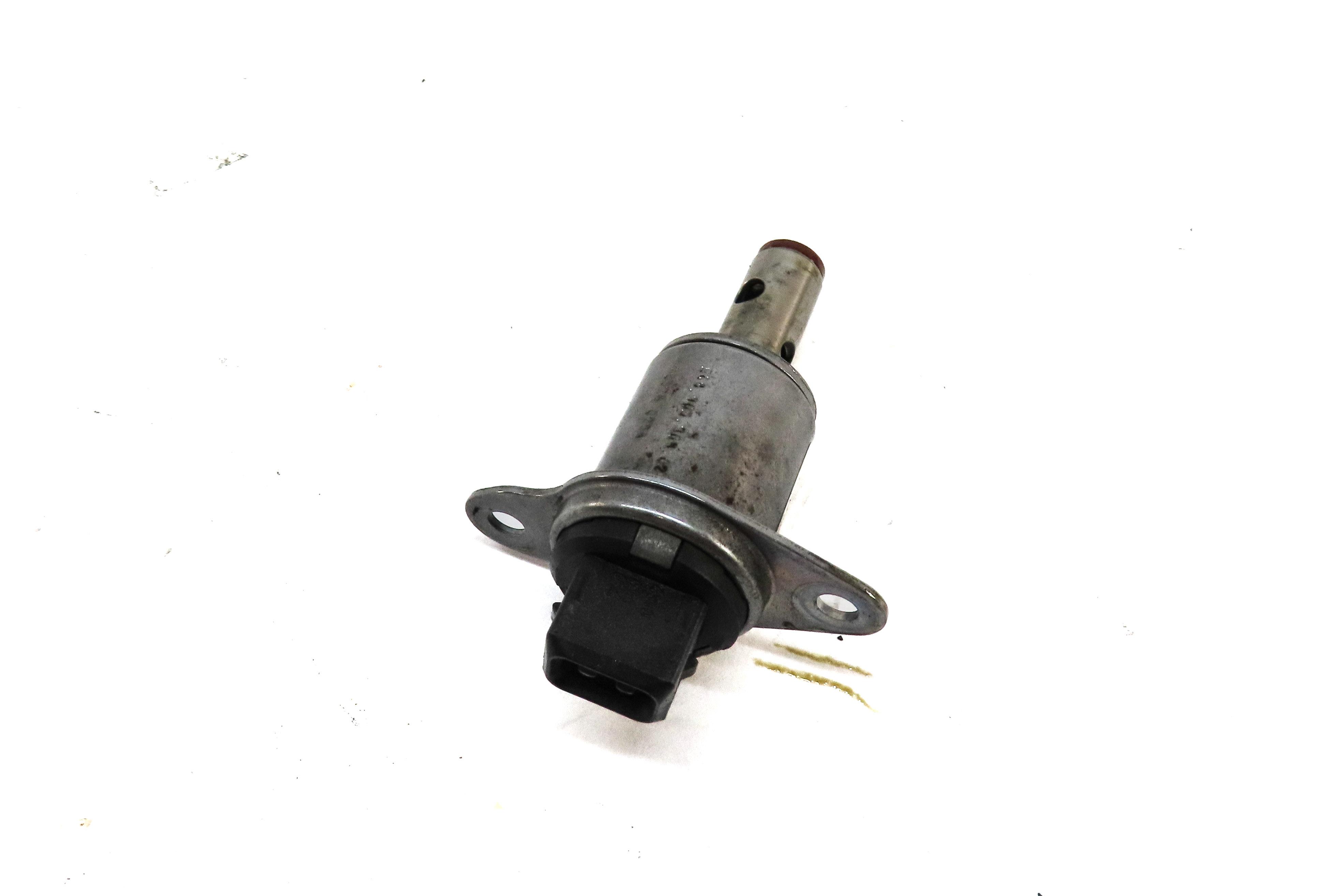 2012 PORSCHE PANAMERA (970 G1) 4.8L M48 NON-TURBO RWD CAMSHAFT ADJUSTER SOLENOID — exact item pictured